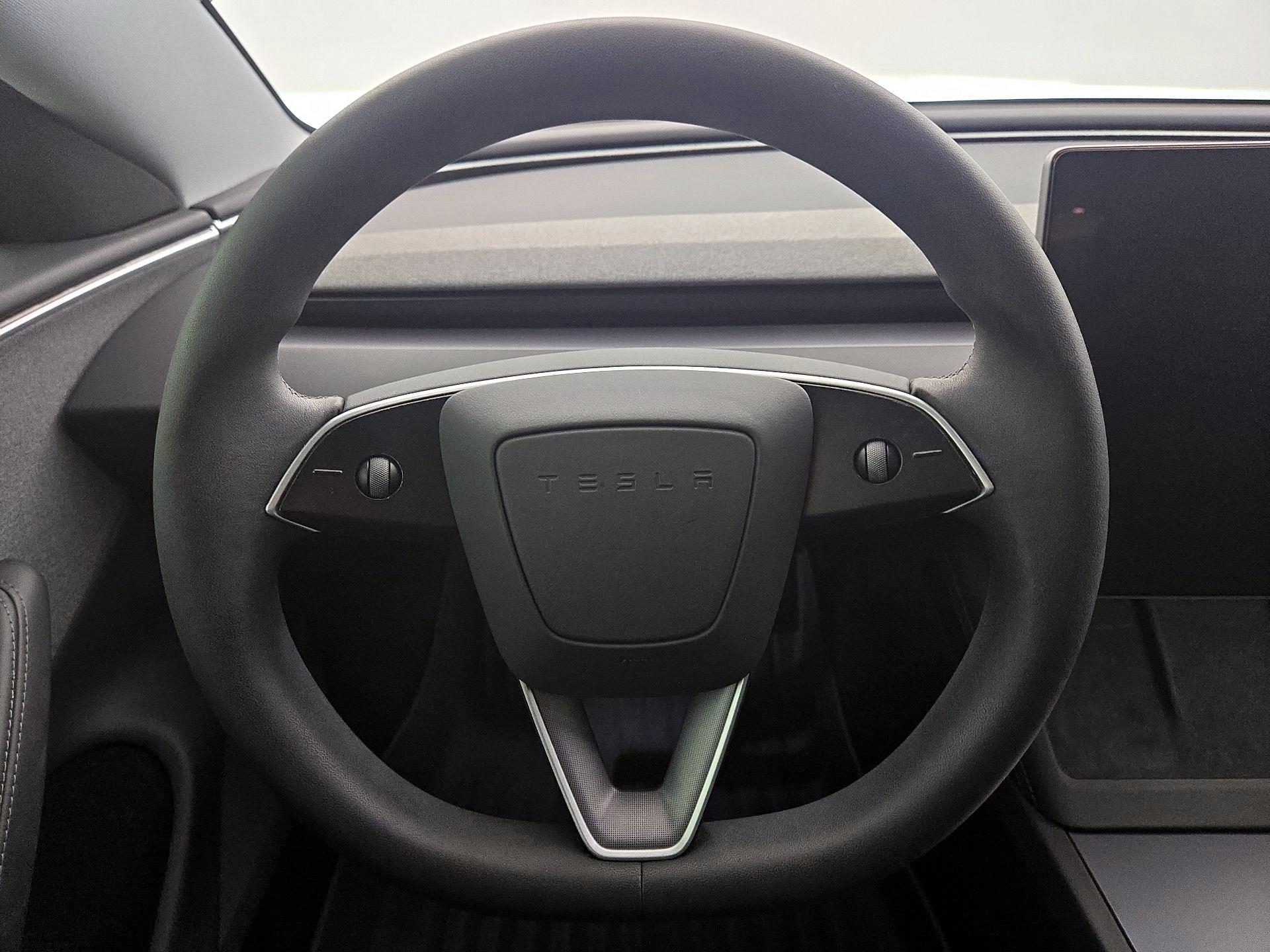 Thumbnail: 2025 Tesla Model 3 - 10
