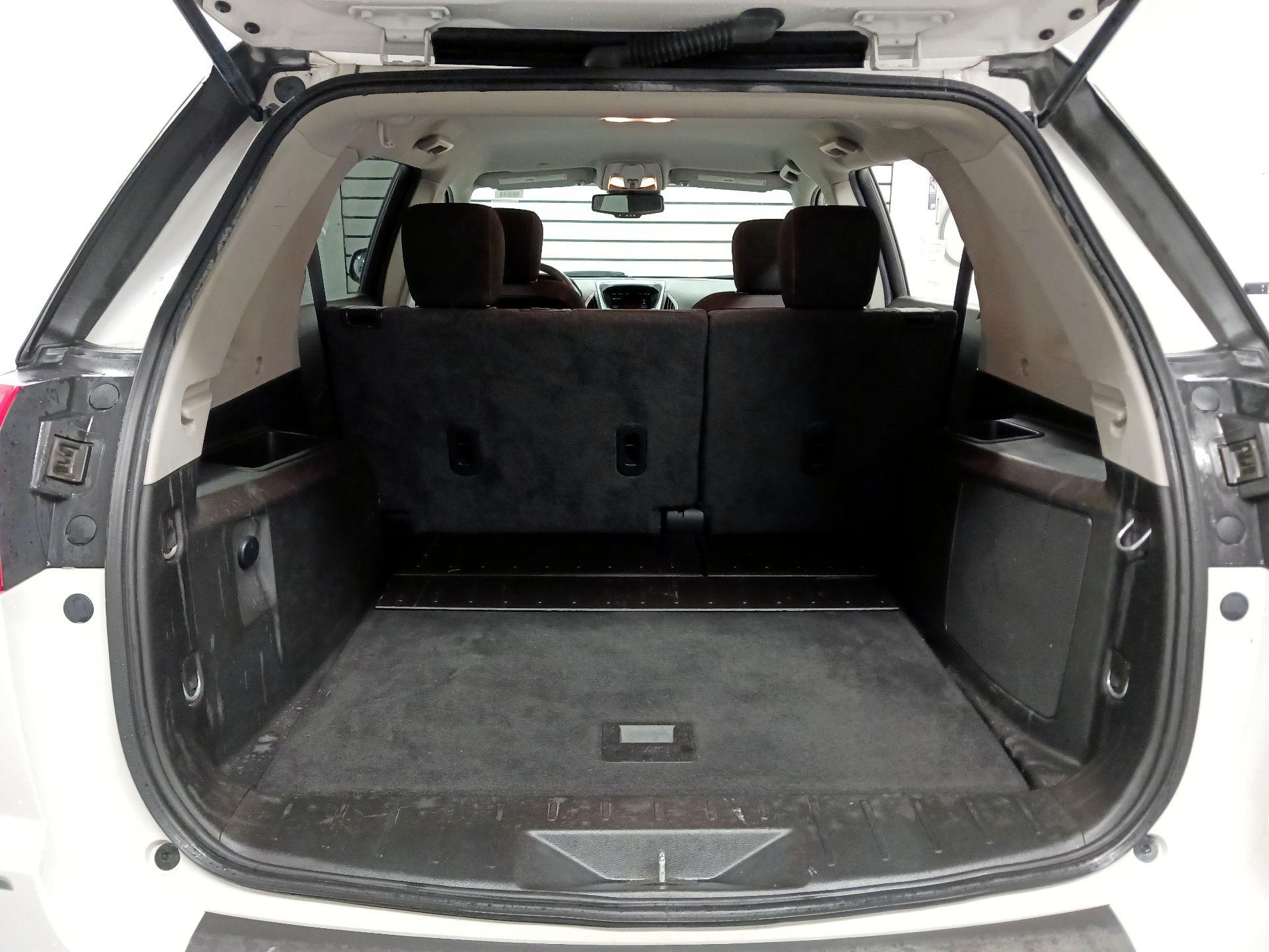 Thumbnail: 2016 GMC Terrain - 18