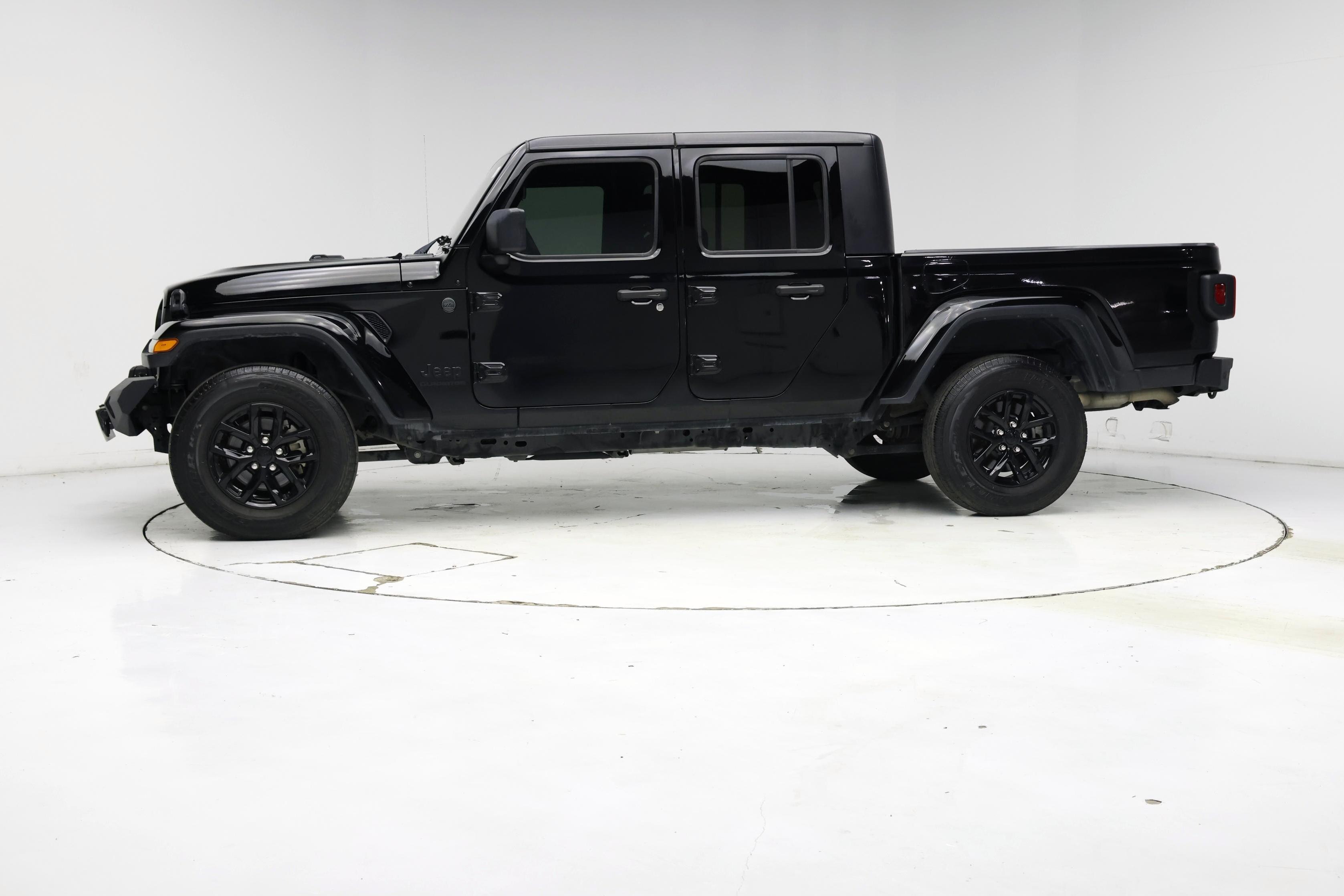 Thumbnail: 2022 Jeep Gladiator - 3