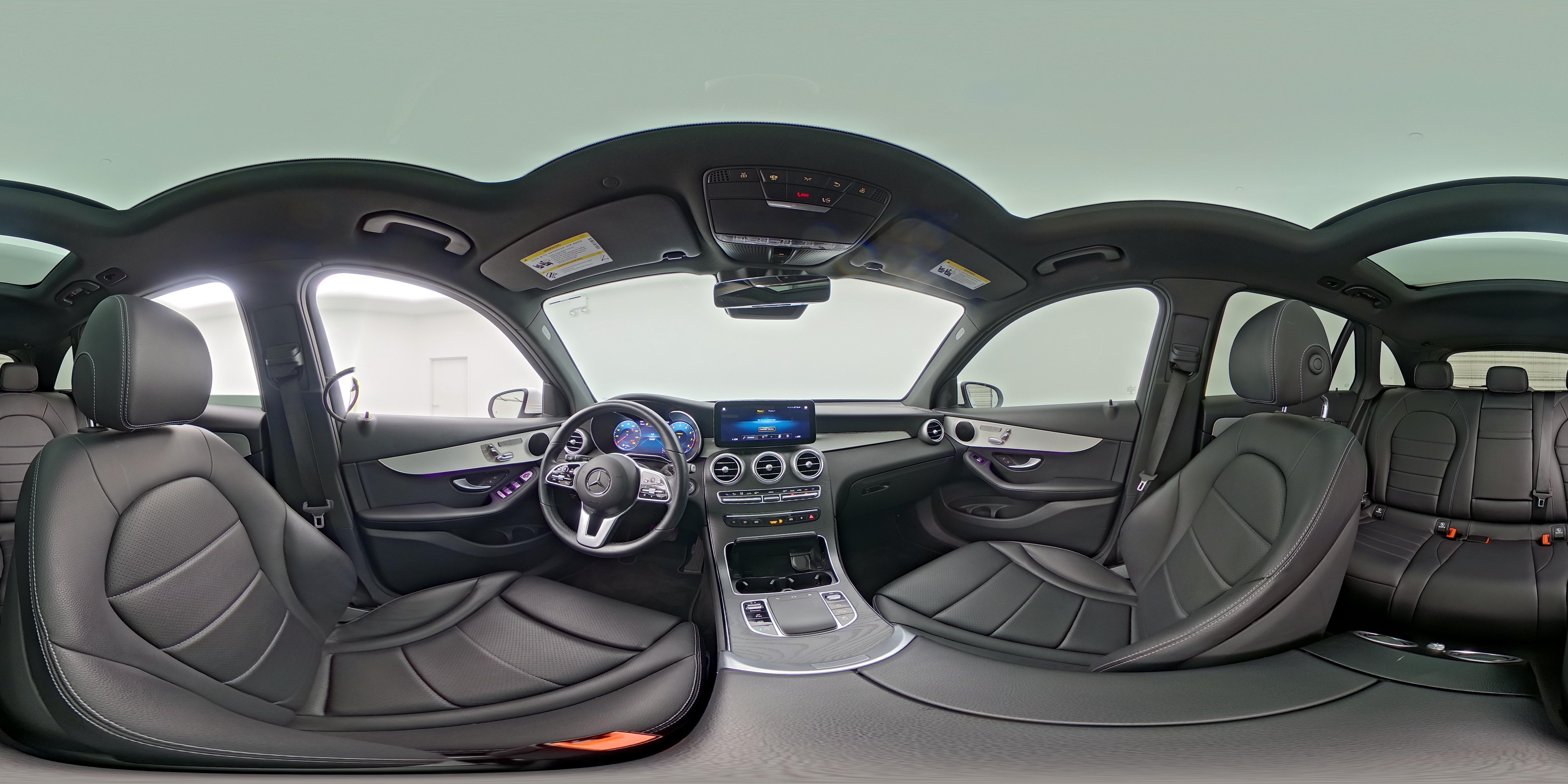 2022 Mercedes-Benz GLC GLC300 - Photo 25