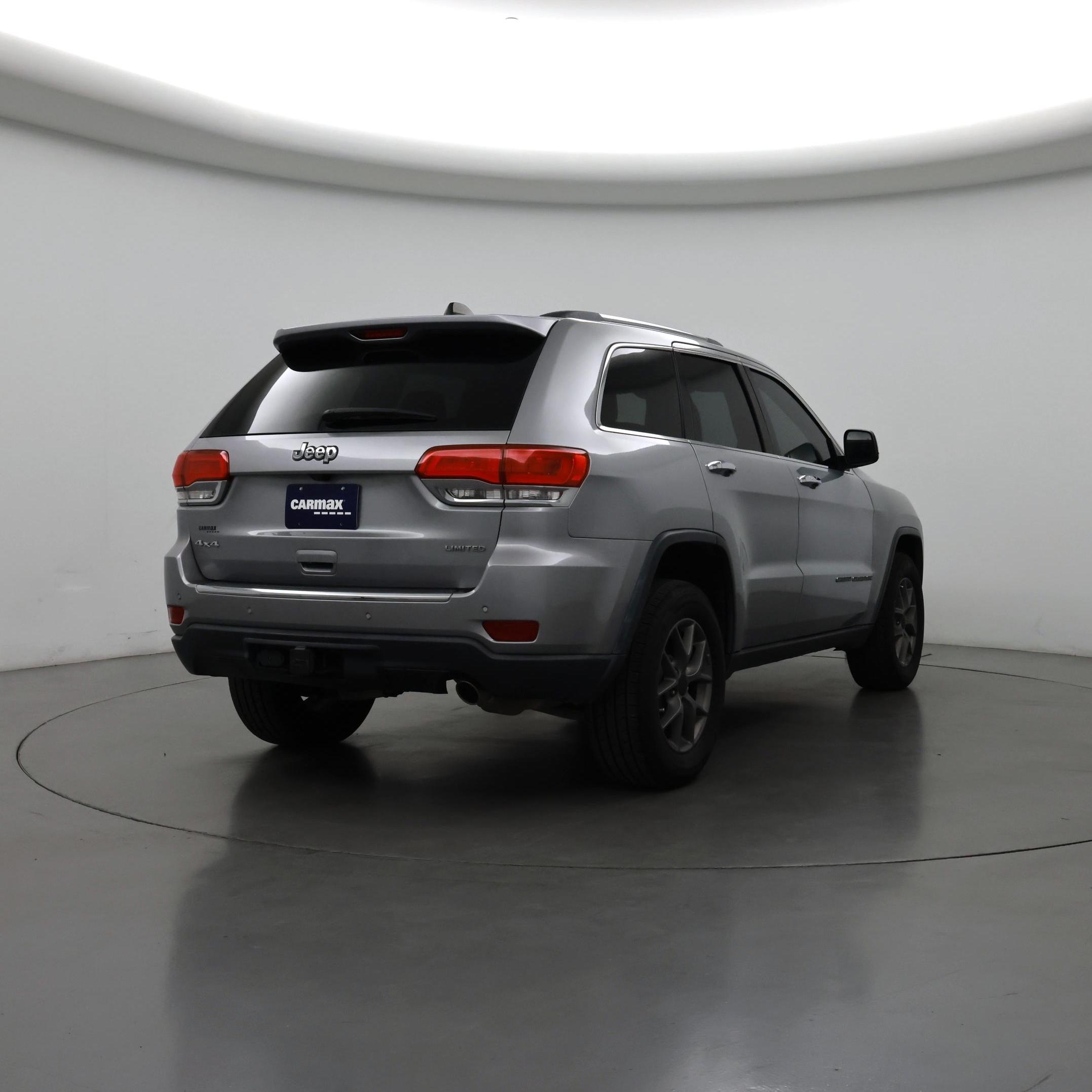 Thumbnail: 2017 Jeep Grand Cherokee - 8