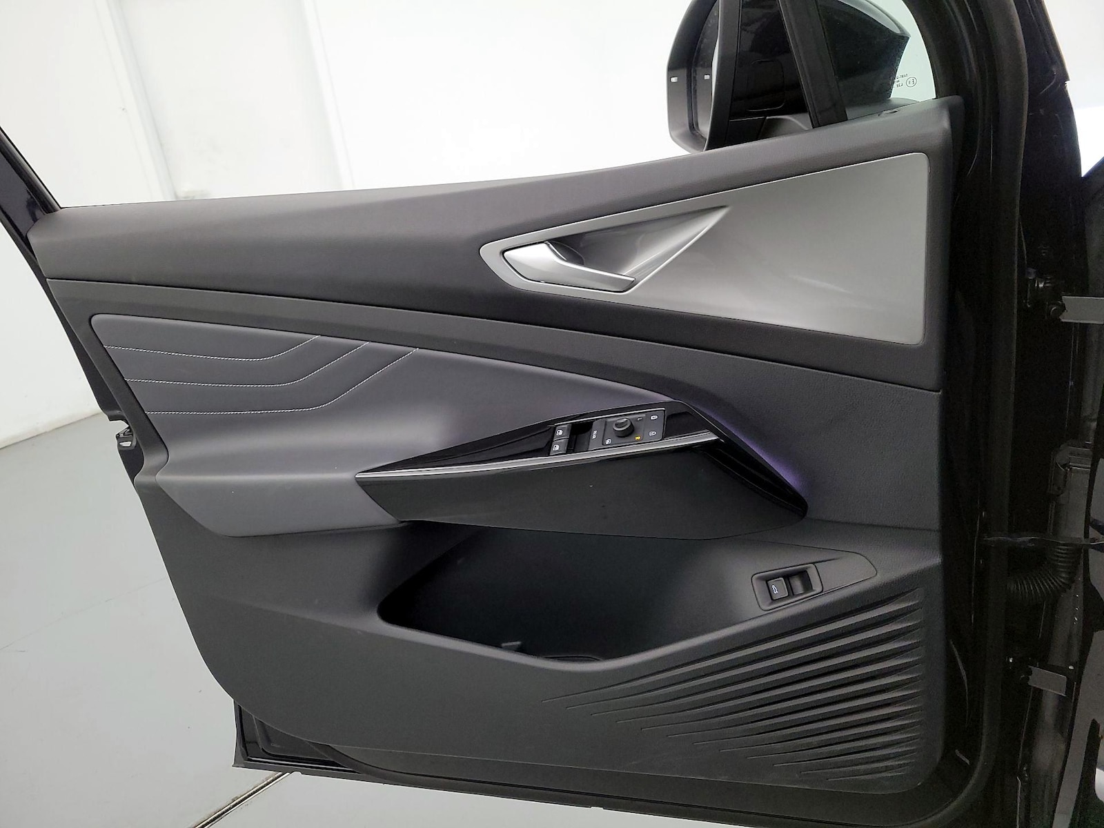 2023 Volkswagen ID.4 PRO S - Photo 13