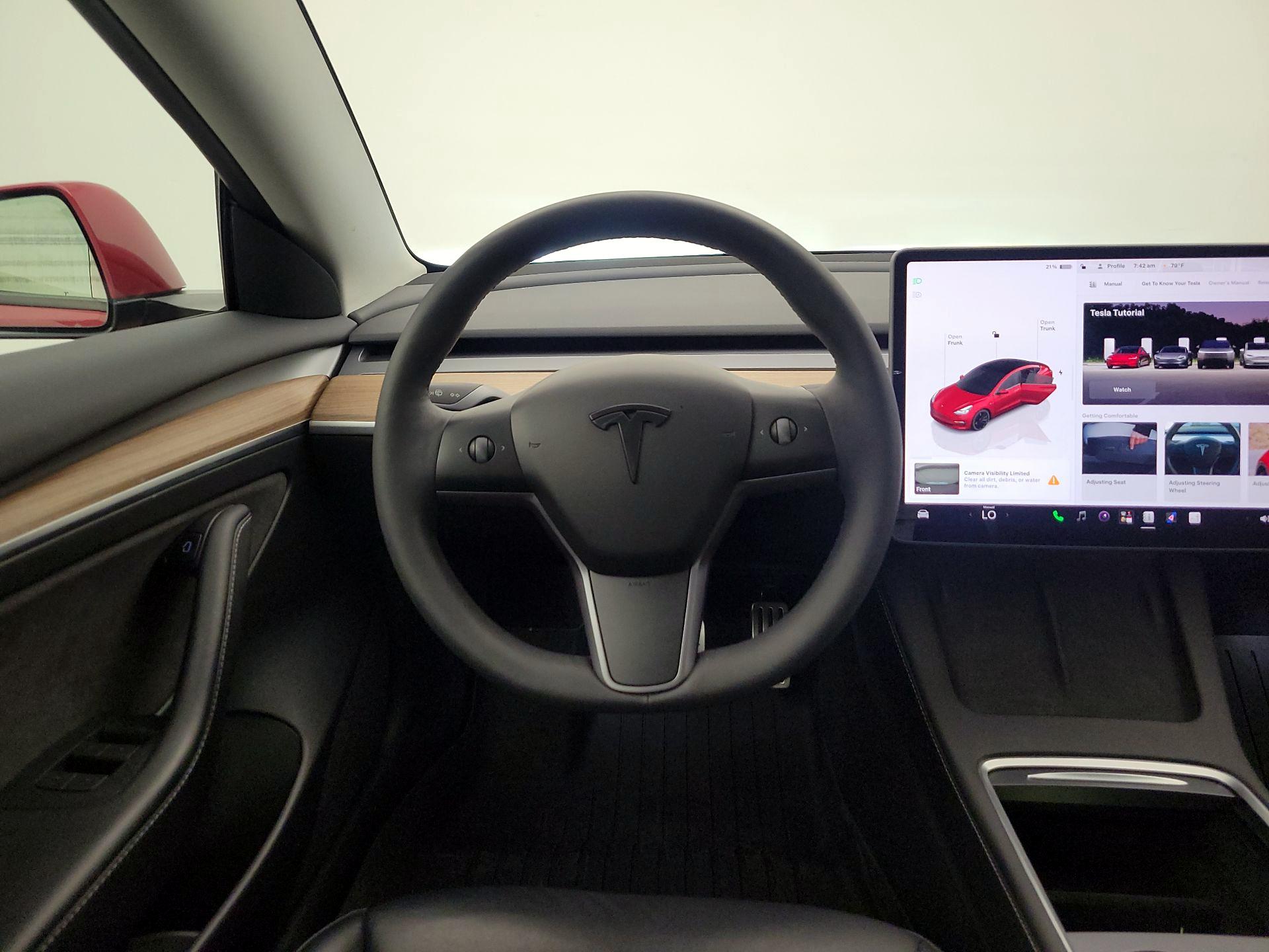 Thumbnail: 2023 Tesla Model 3 - 10