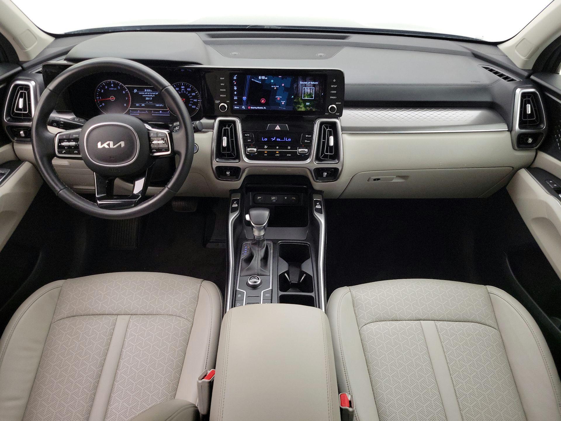 Thumbnail: 2023 Kia Sorento - 9