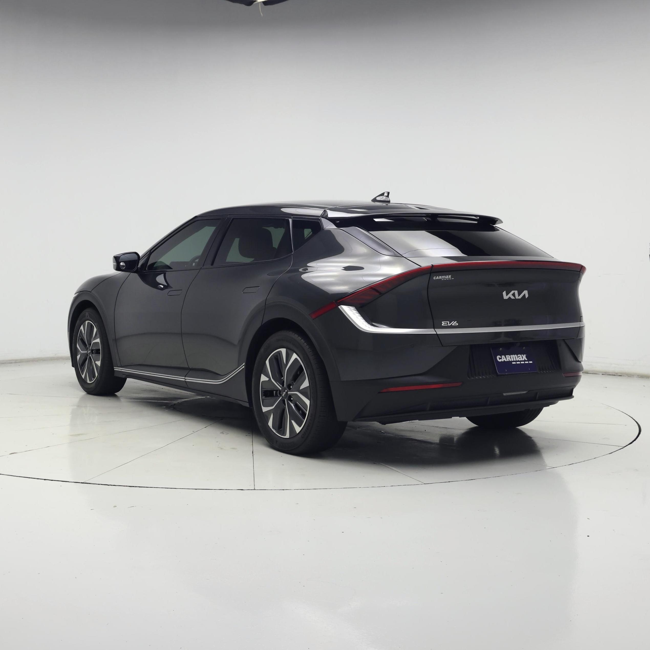Thumbnail: 2022 Kia EV6 - 2
