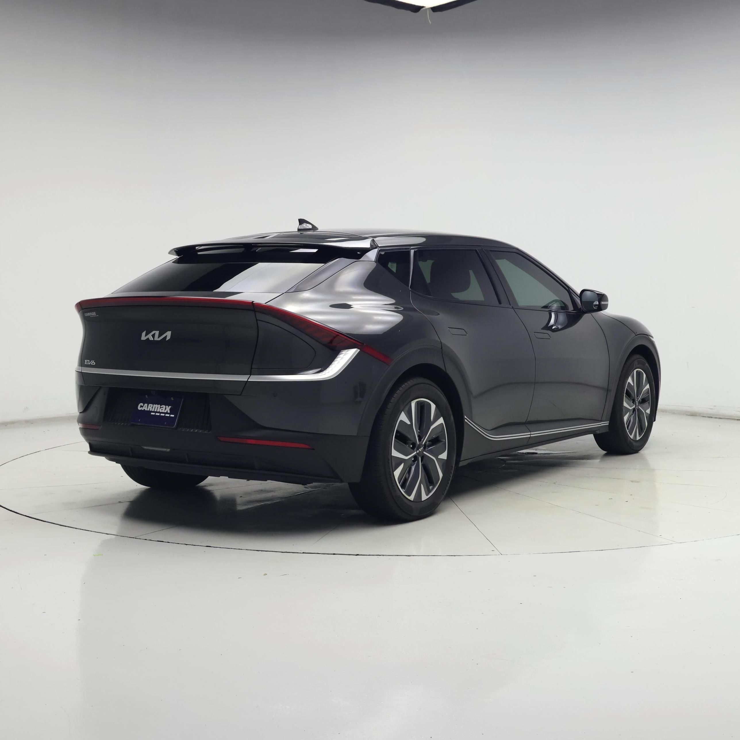 Thumbnail: 2022 Kia EV6 - 8