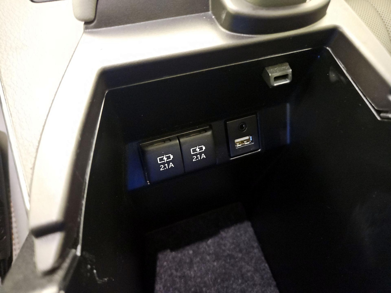 2019 Toyota Avalon XSE - Photo 18