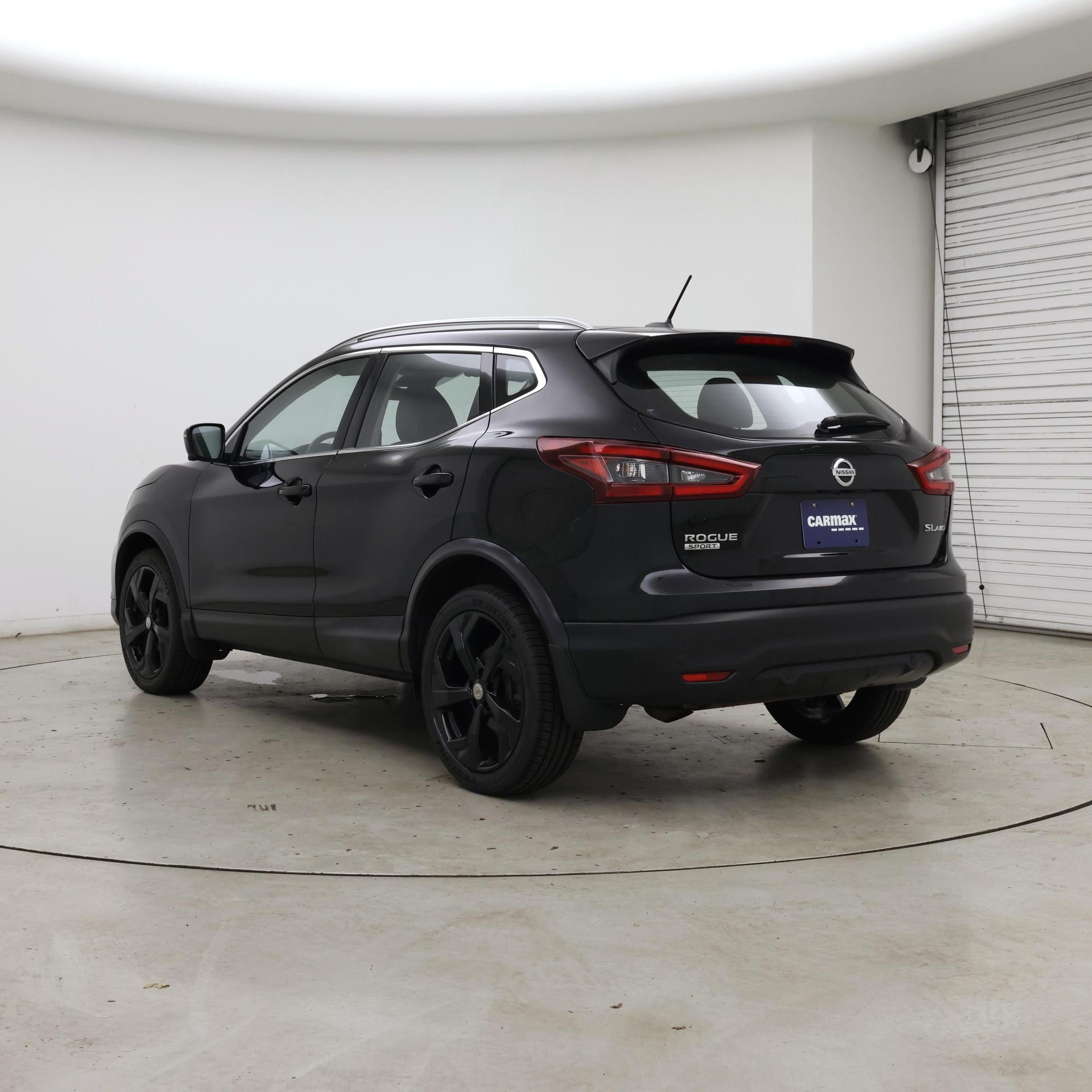 Thumbnail: 2020 Nissan Rogue Sport - 2