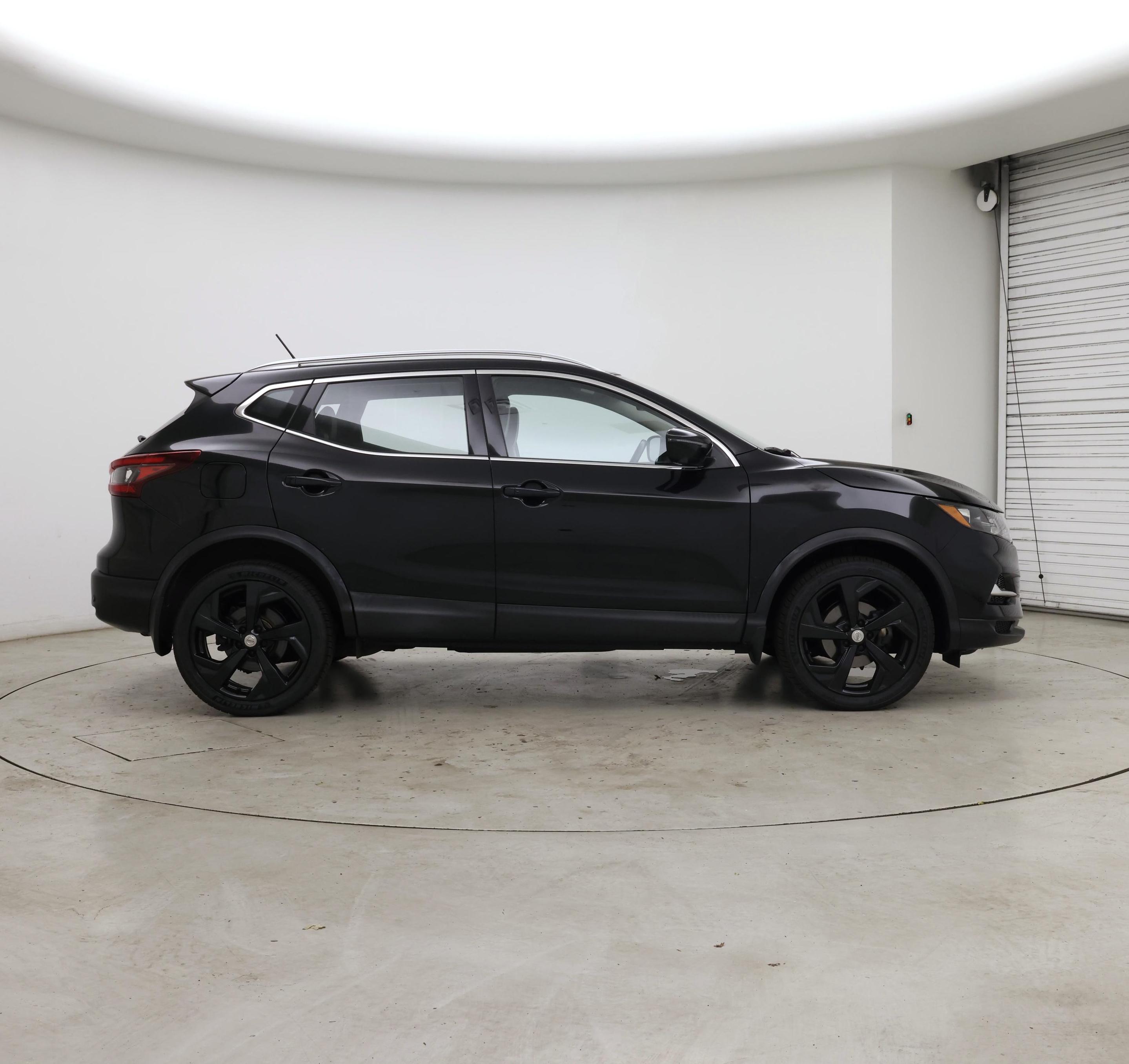 Thumbnail: 2020 Nissan Rogue Sport - 7