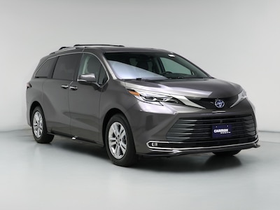 2023 Toyota Sienna Hybrid Platinum