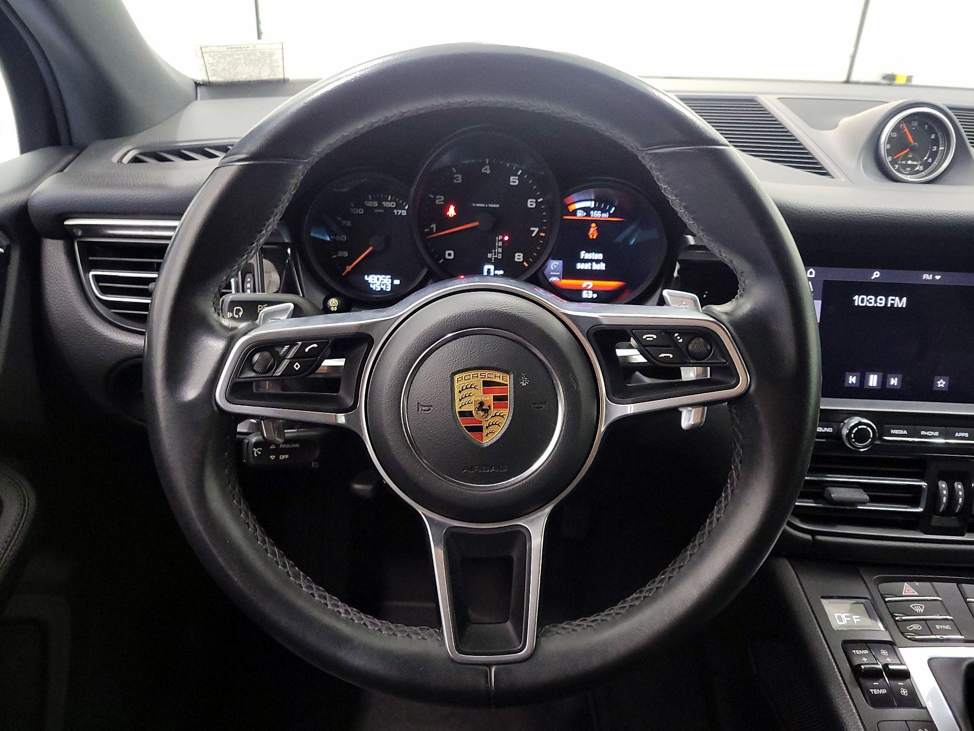 Thumbnail: 2019 Porsche Macan - 10