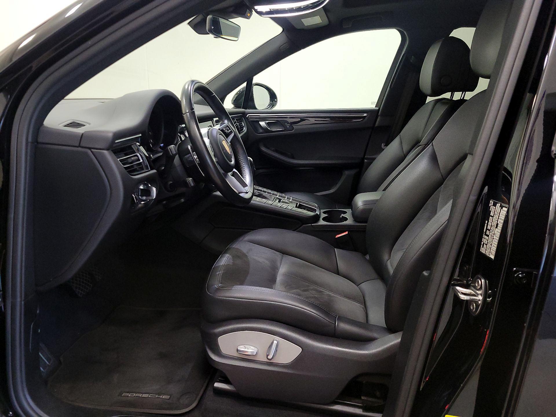 Thumbnail: 2019 Porsche Macan - 11