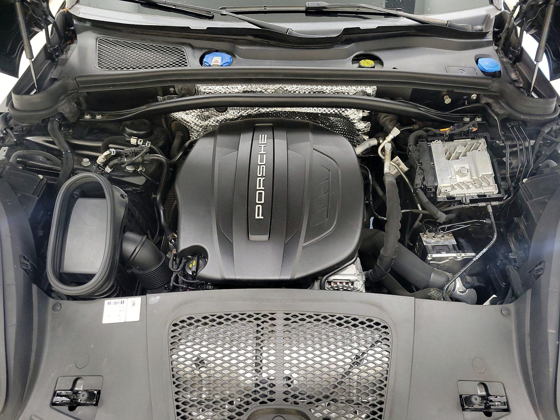 Thumbnail: 2019 Porsche Macan - 20