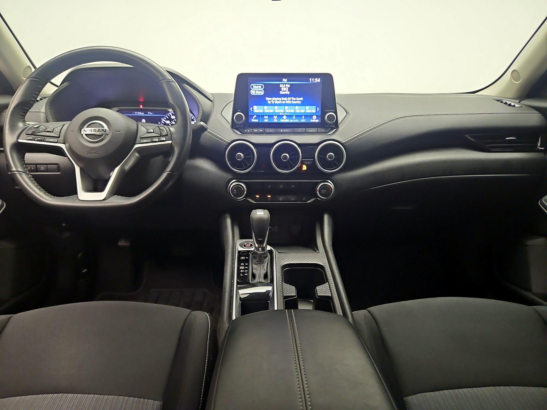 Thumbnail: 2022 Nissan Sentra - 9