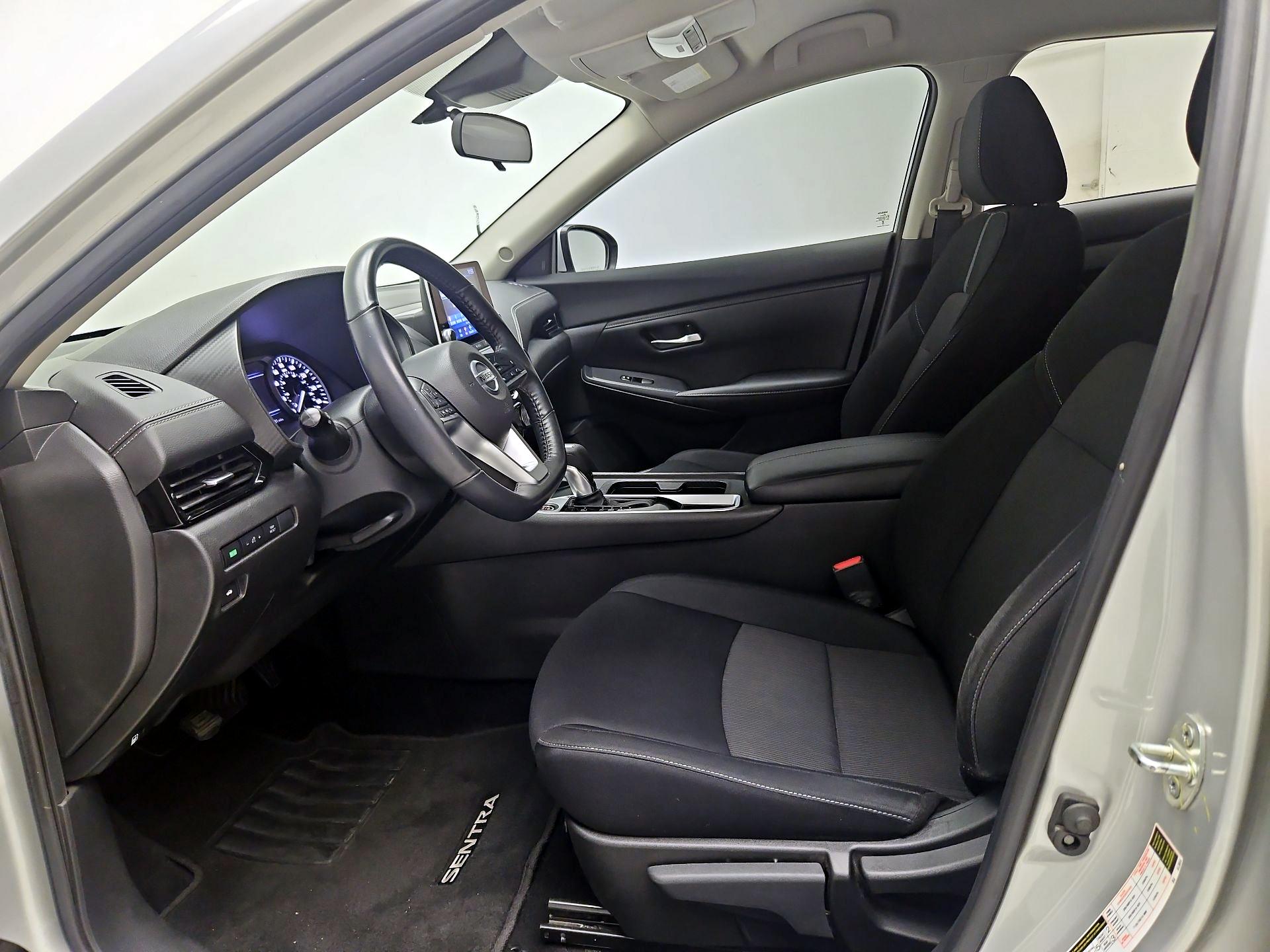 Thumbnail: 2022 Nissan Sentra - 11