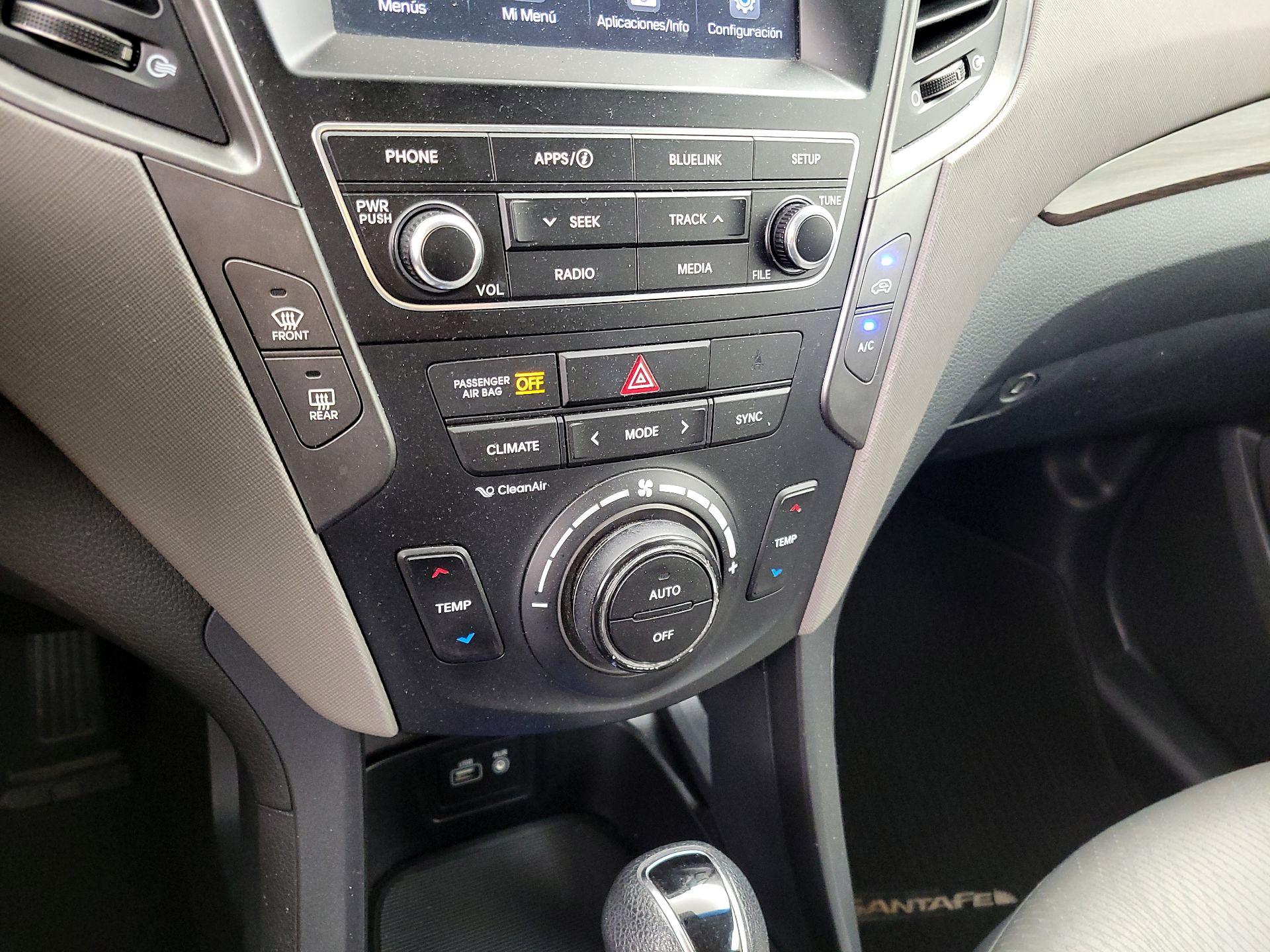 Thumbnail: 2018 Hyundai Santa Fe - 16