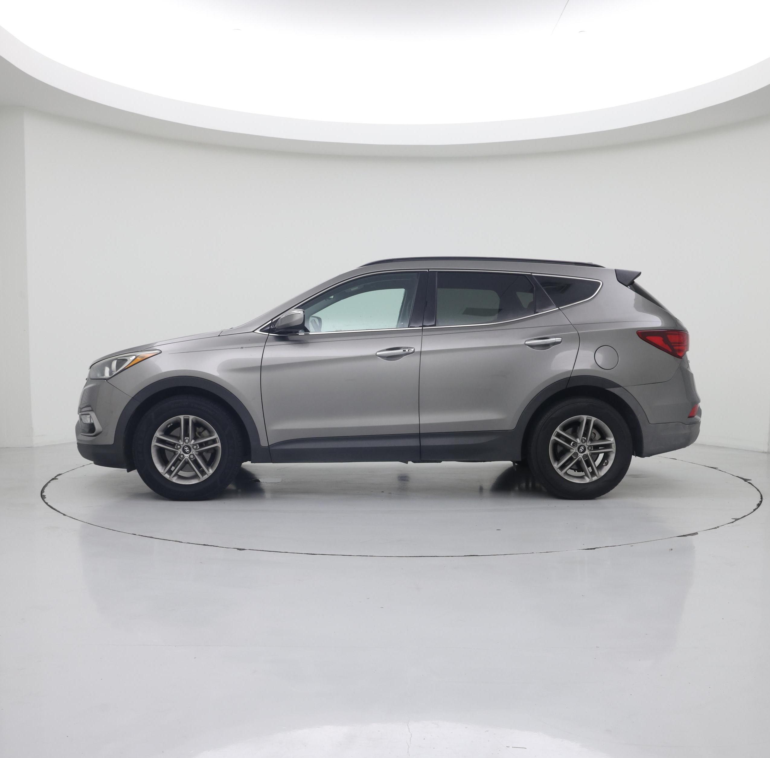 Thumbnail: 2018 Hyundai Santa Fe - 3
