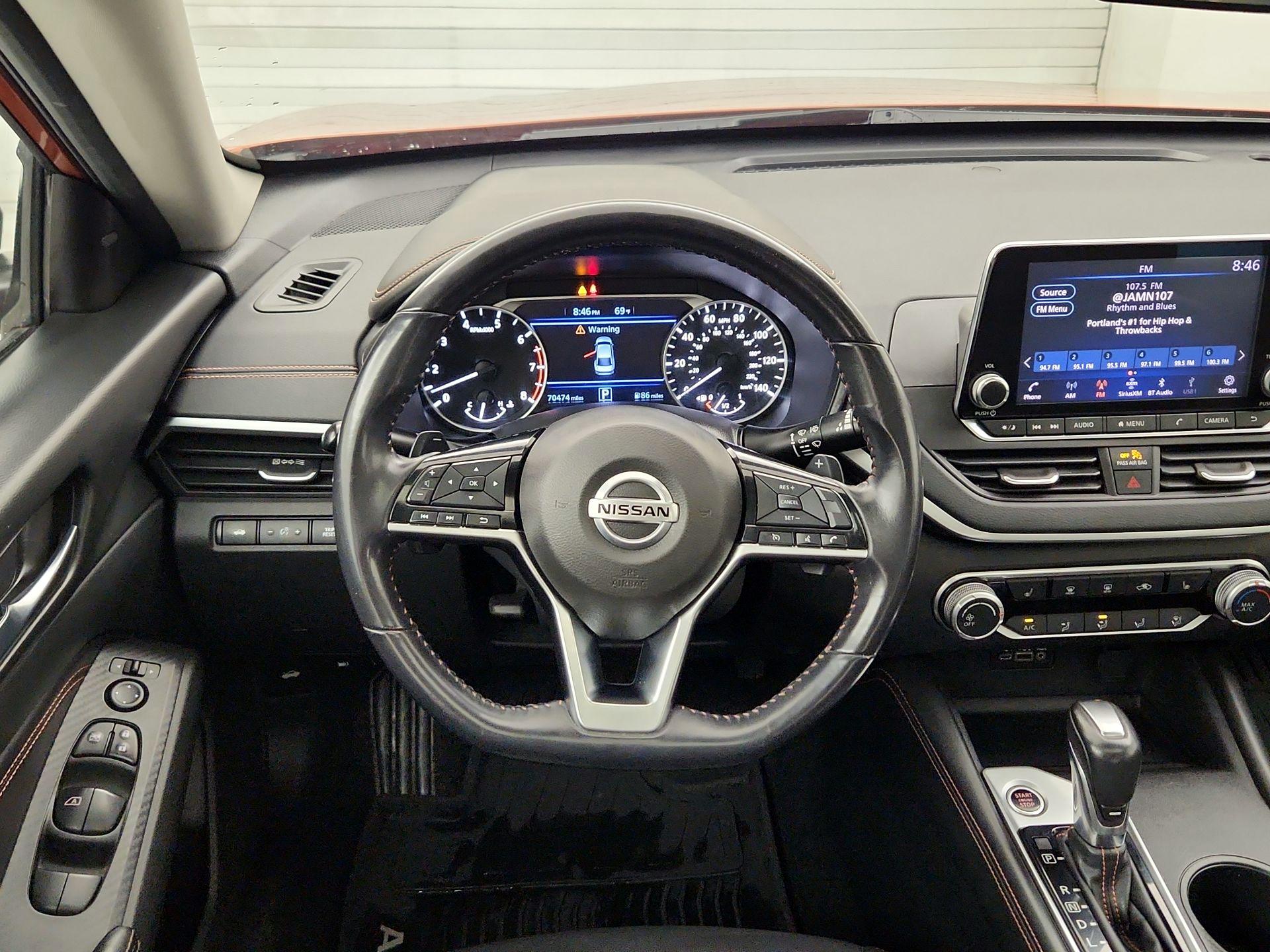 Thumbnail: 2020 Nissan Altima - 10