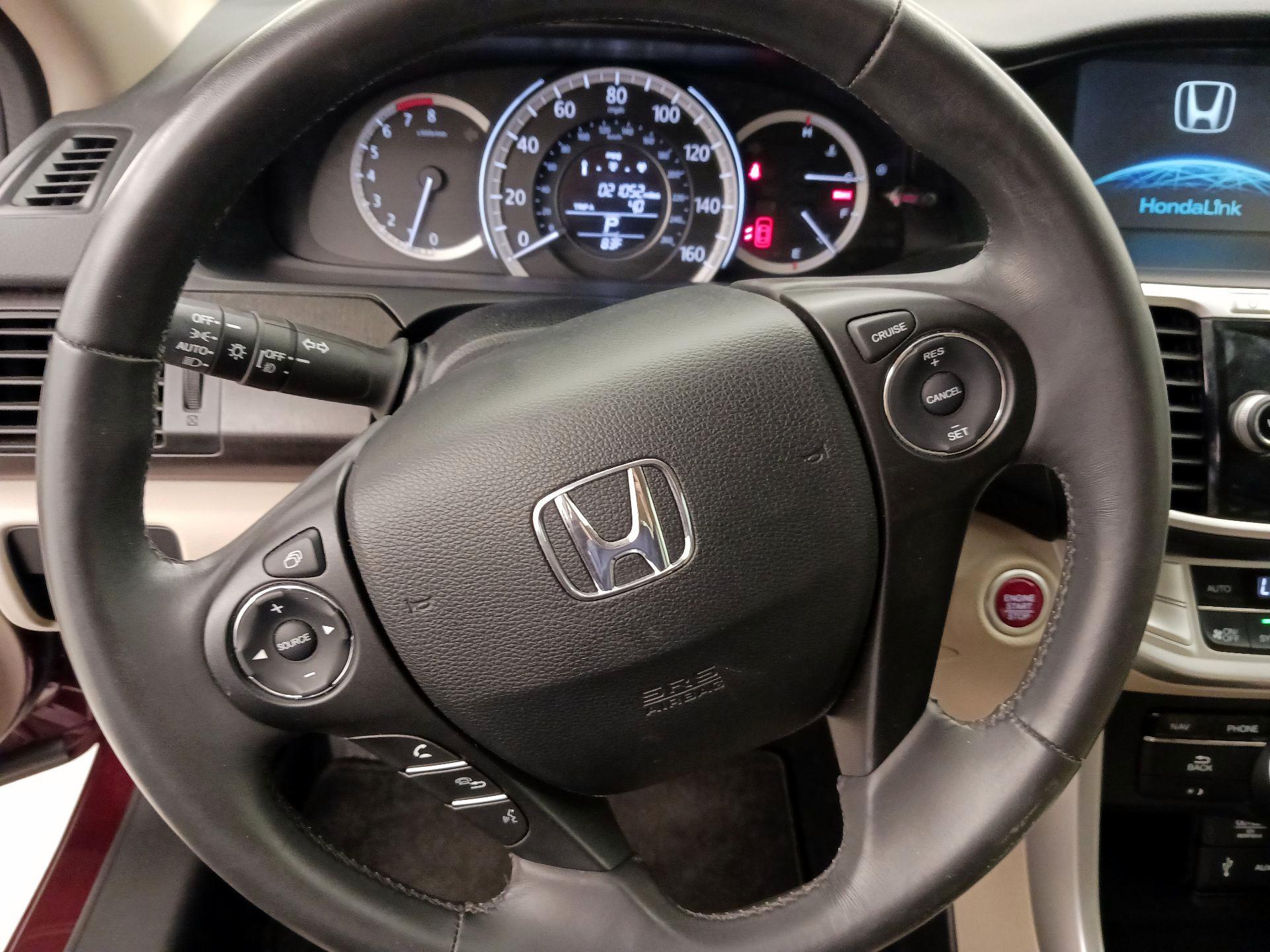 Thumbnail: 2015 Honda Accord - 10