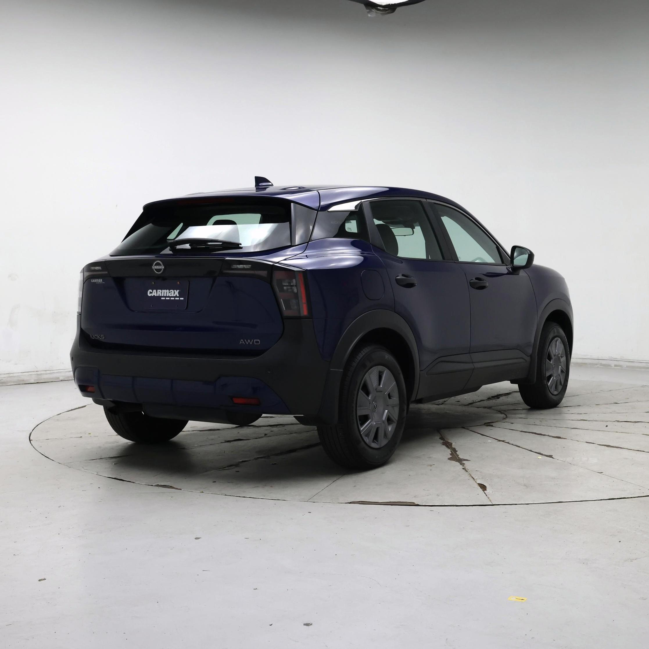Thumbnail: 2025 Nissan Kicks - 8