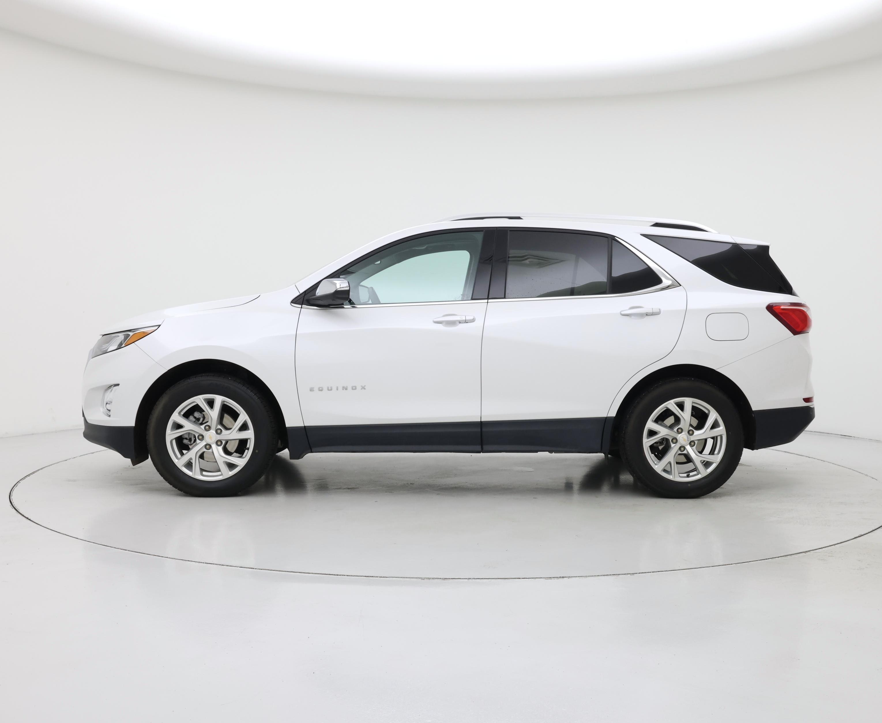 Thumbnail: 2021 Chevrolet Equinox - 3