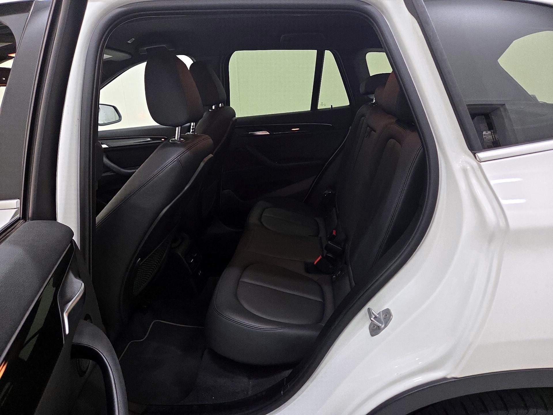 Thumbnail: 2019 BMW X1 - 20