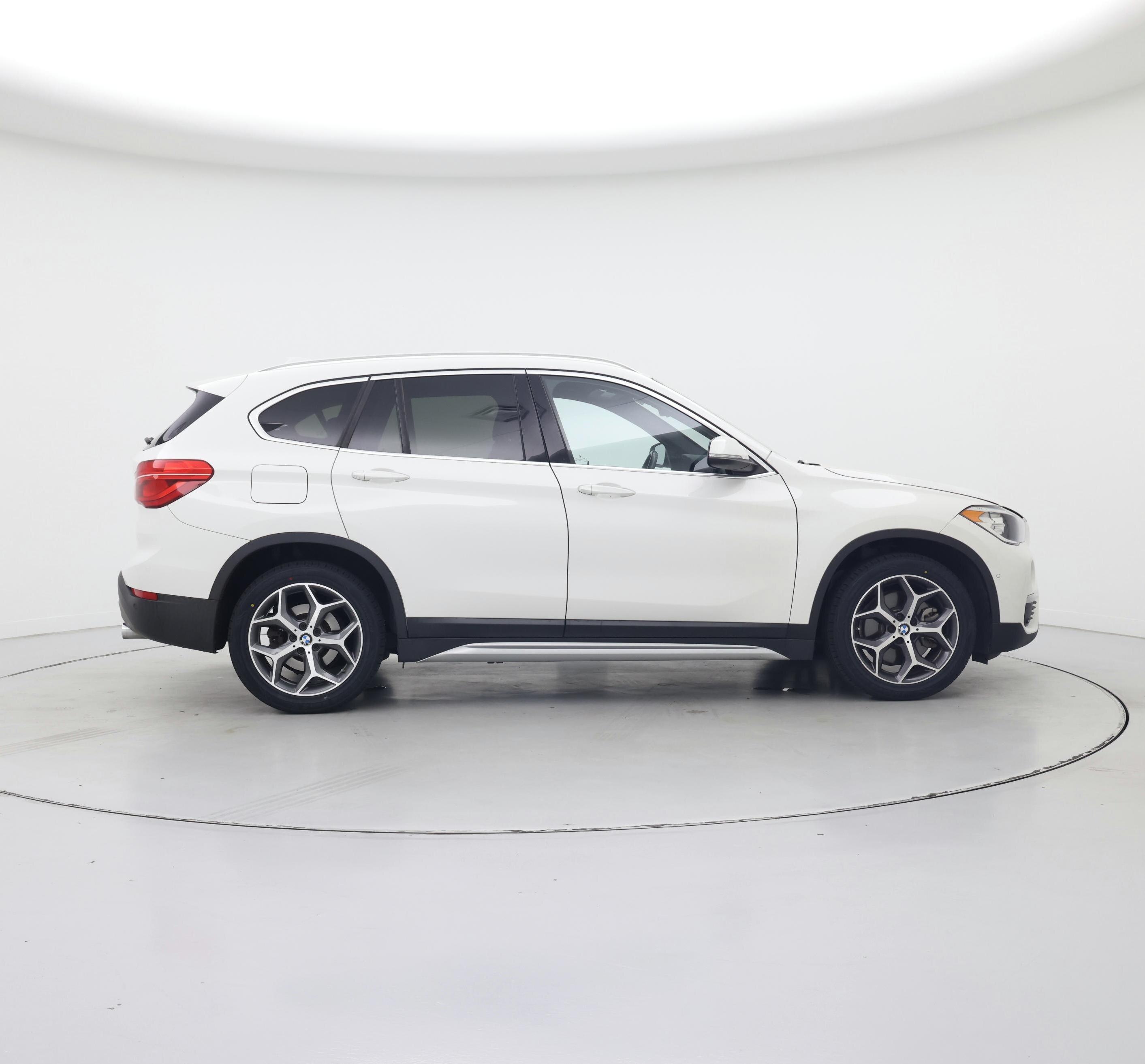 Thumbnail: 2019 BMW X1 - 7