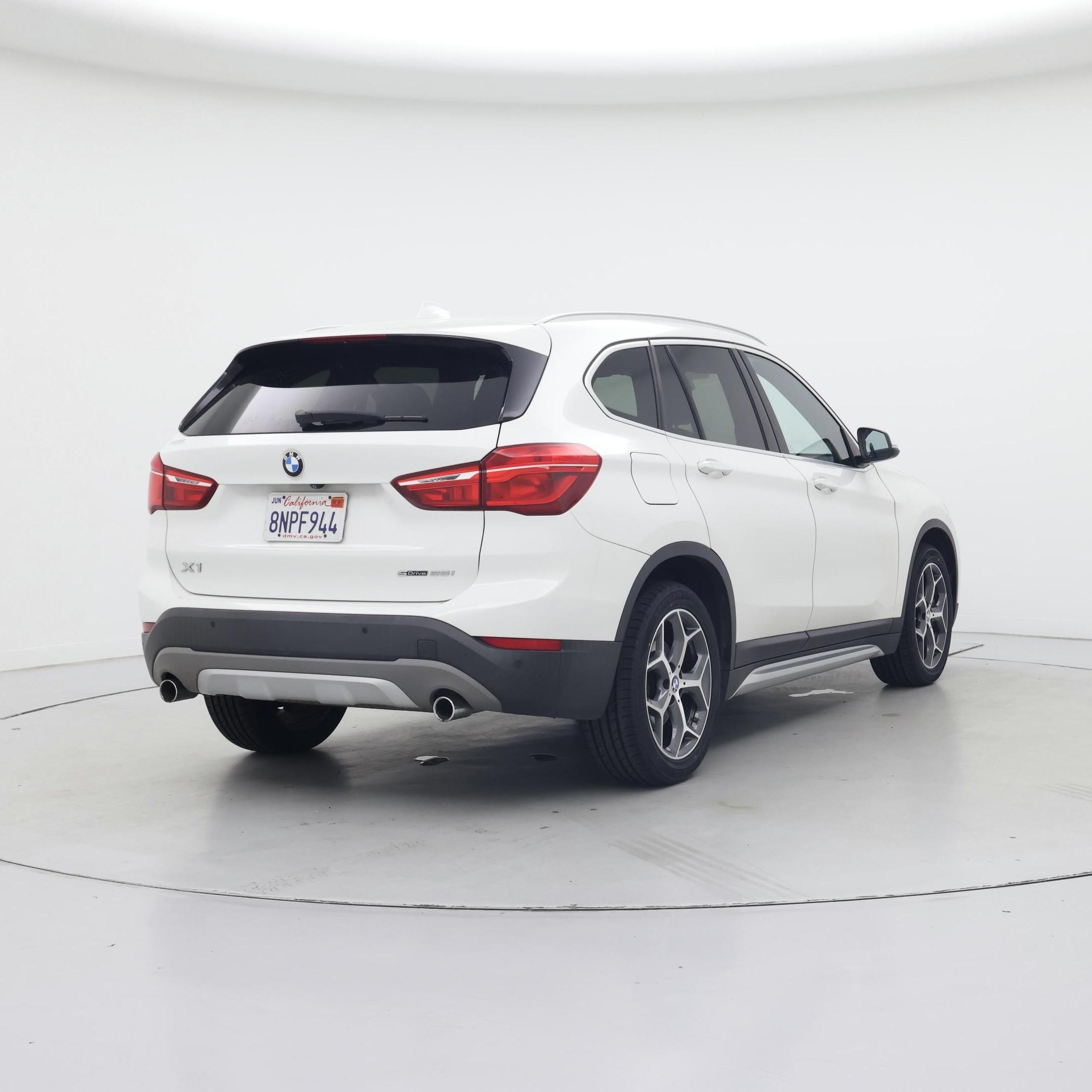 Thumbnail: 2019 BMW X1 - 8
