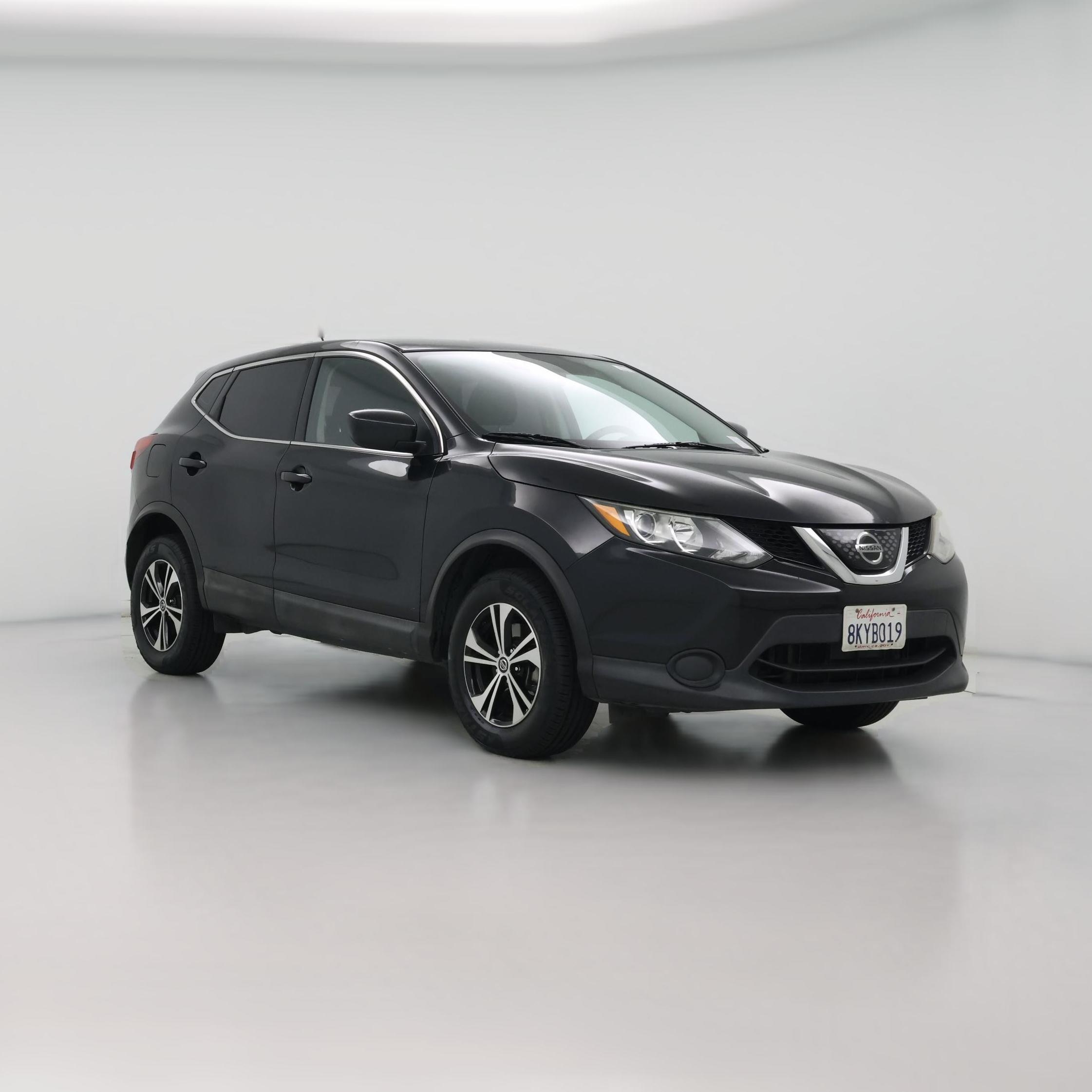 Thumbnail: 2018 Nissan Rogue Sport - 1