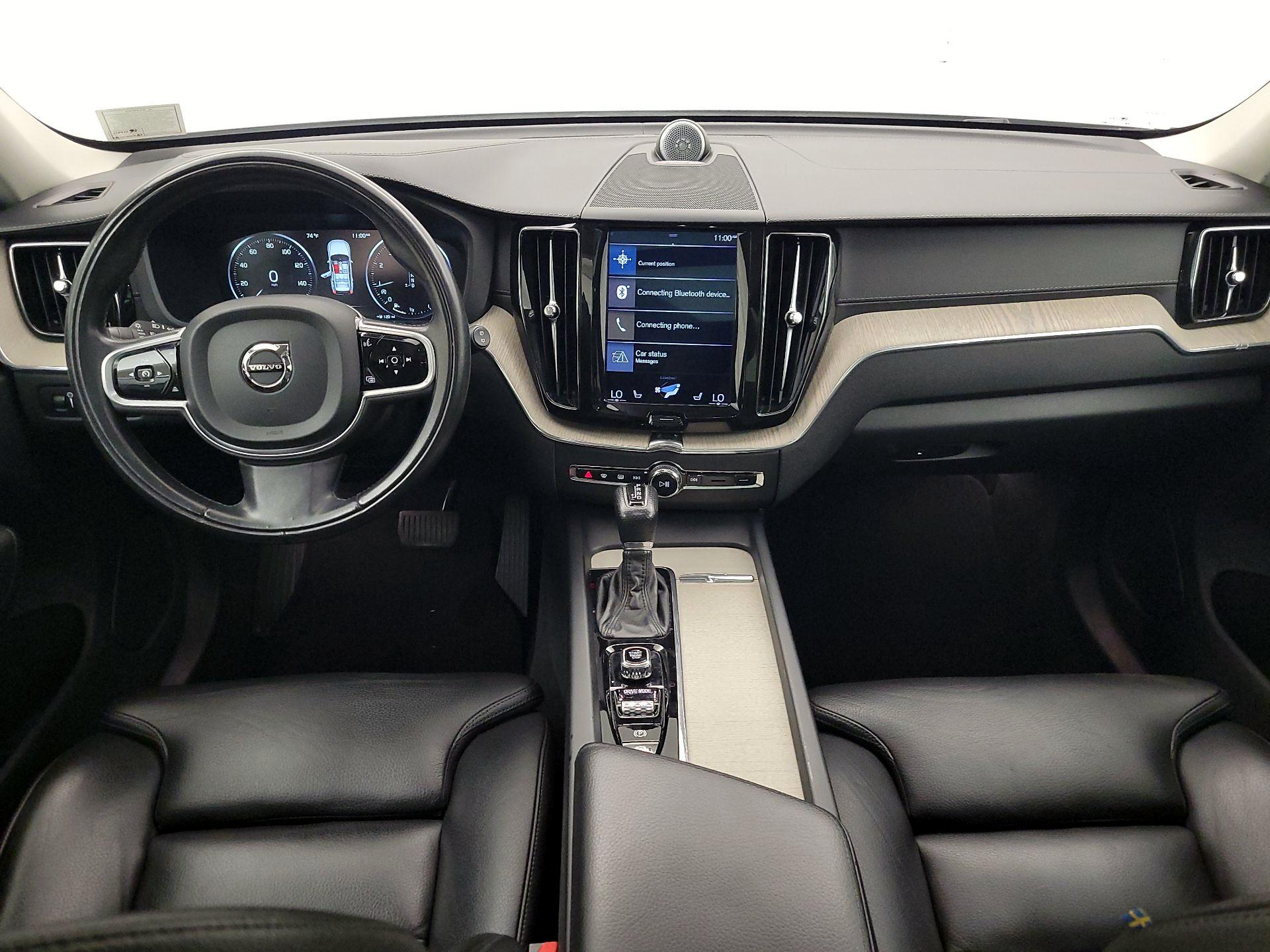 Thumbnail: 2018 Volvo XC60 - 9