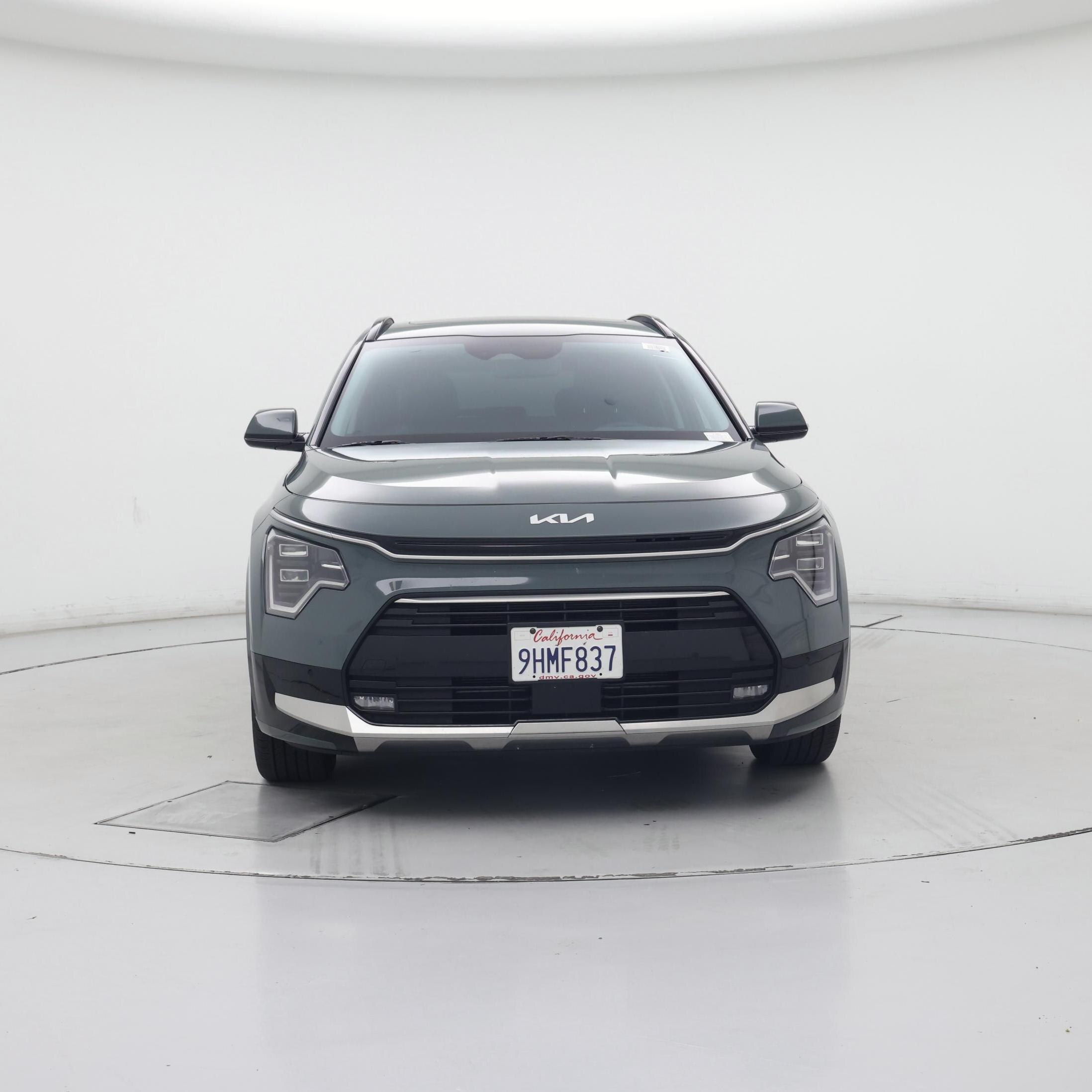 Thumbnail: 2023 Kia Niro - 5