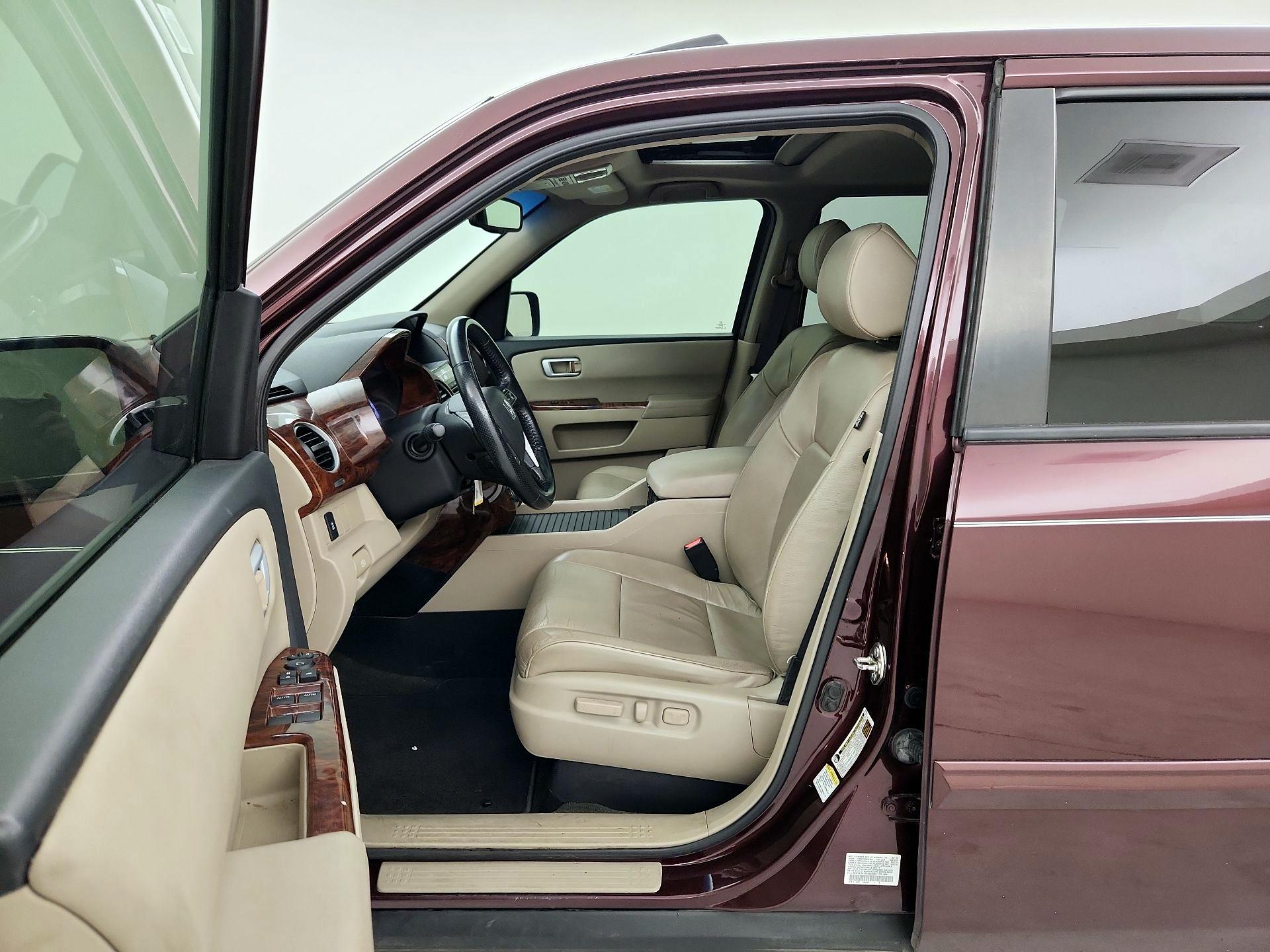 Thumbnail: 2014 Honda Pilot - 11