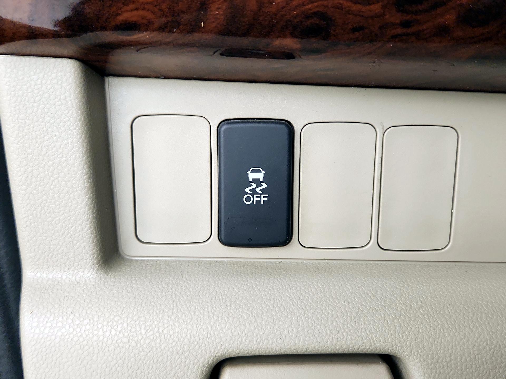 Thumbnail: 2014 Honda Pilot - 13