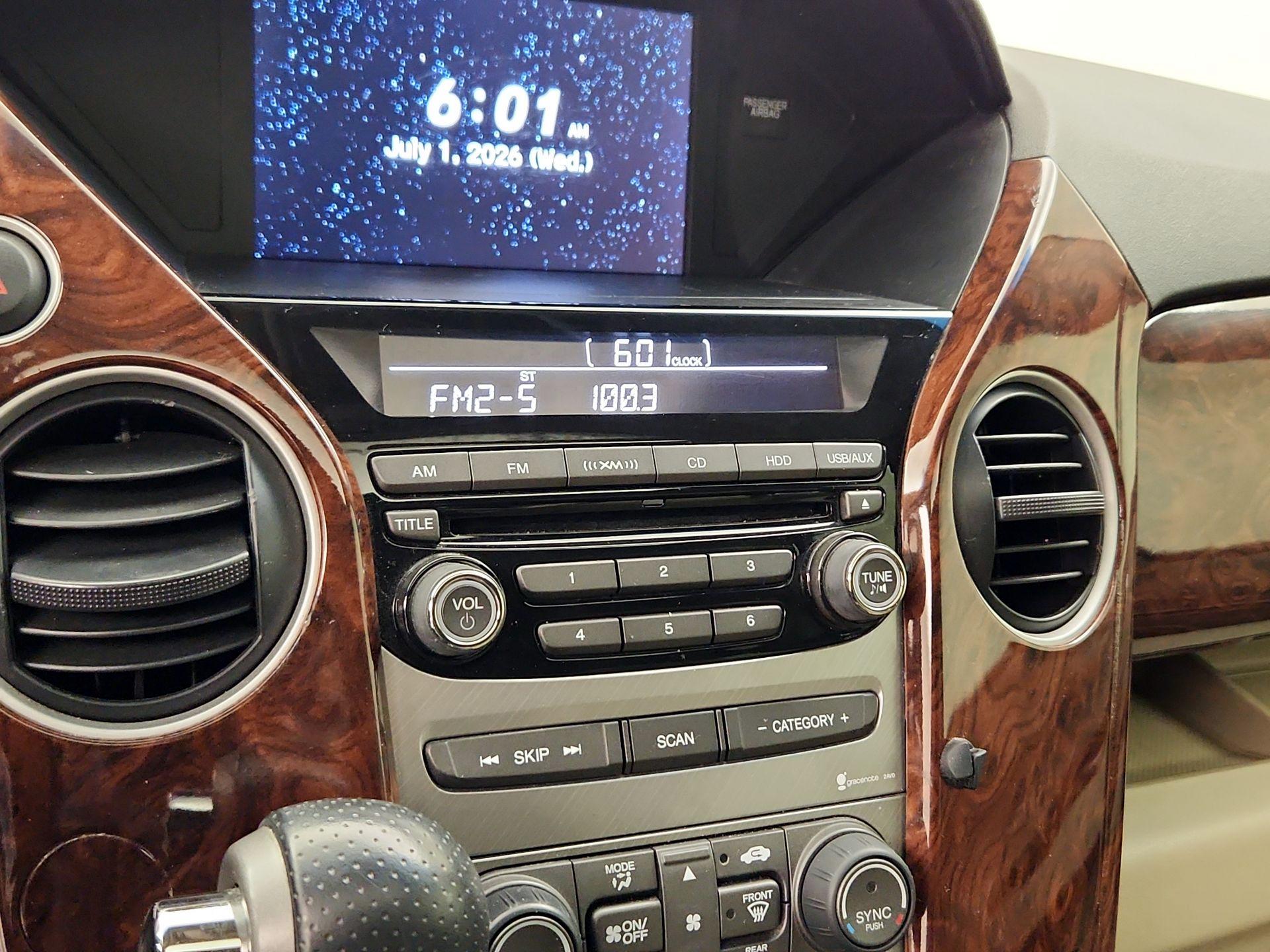 Thumbnail: 2014 Honda Pilot - 16