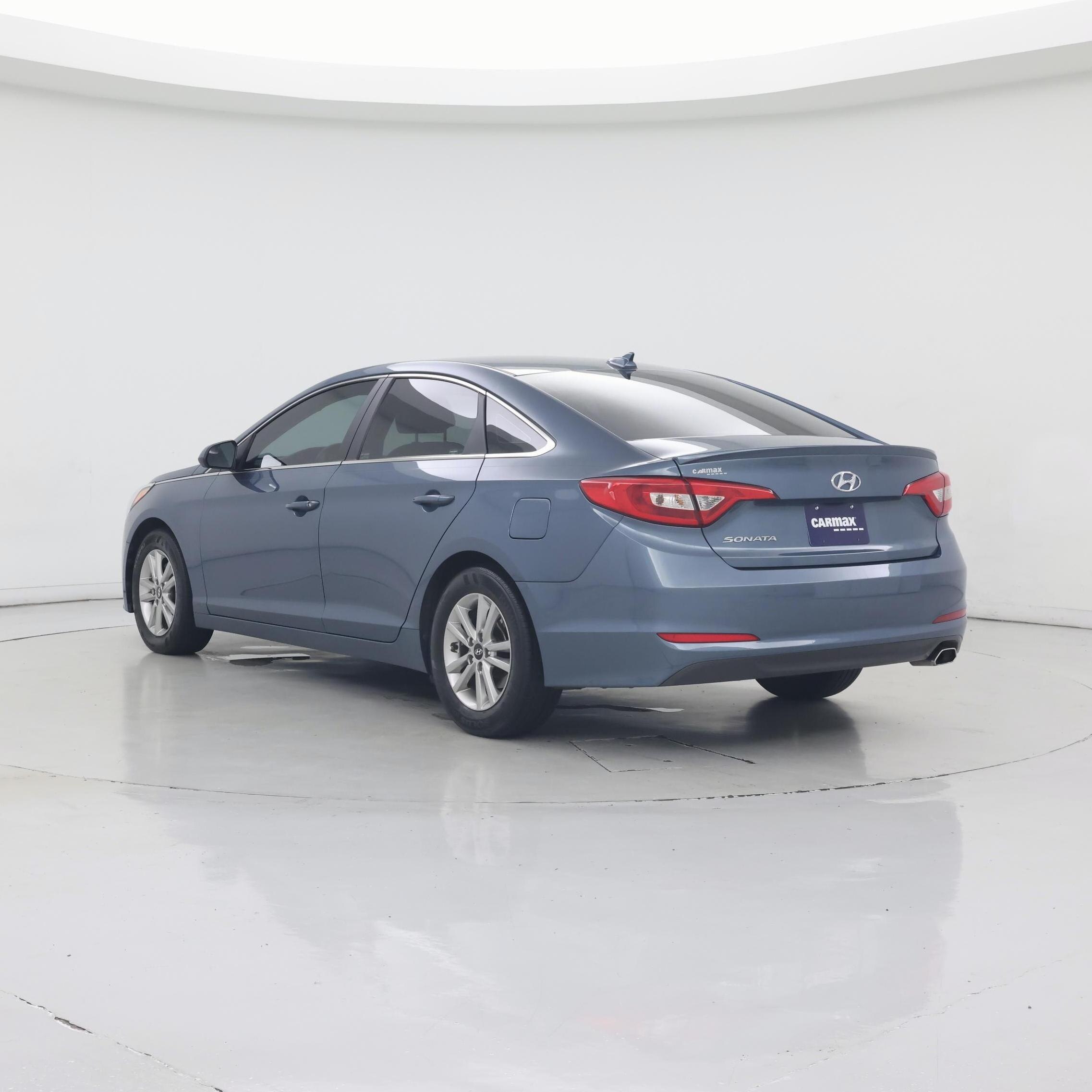 Thumbnail: 2017 Hyundai Sonata - 2
