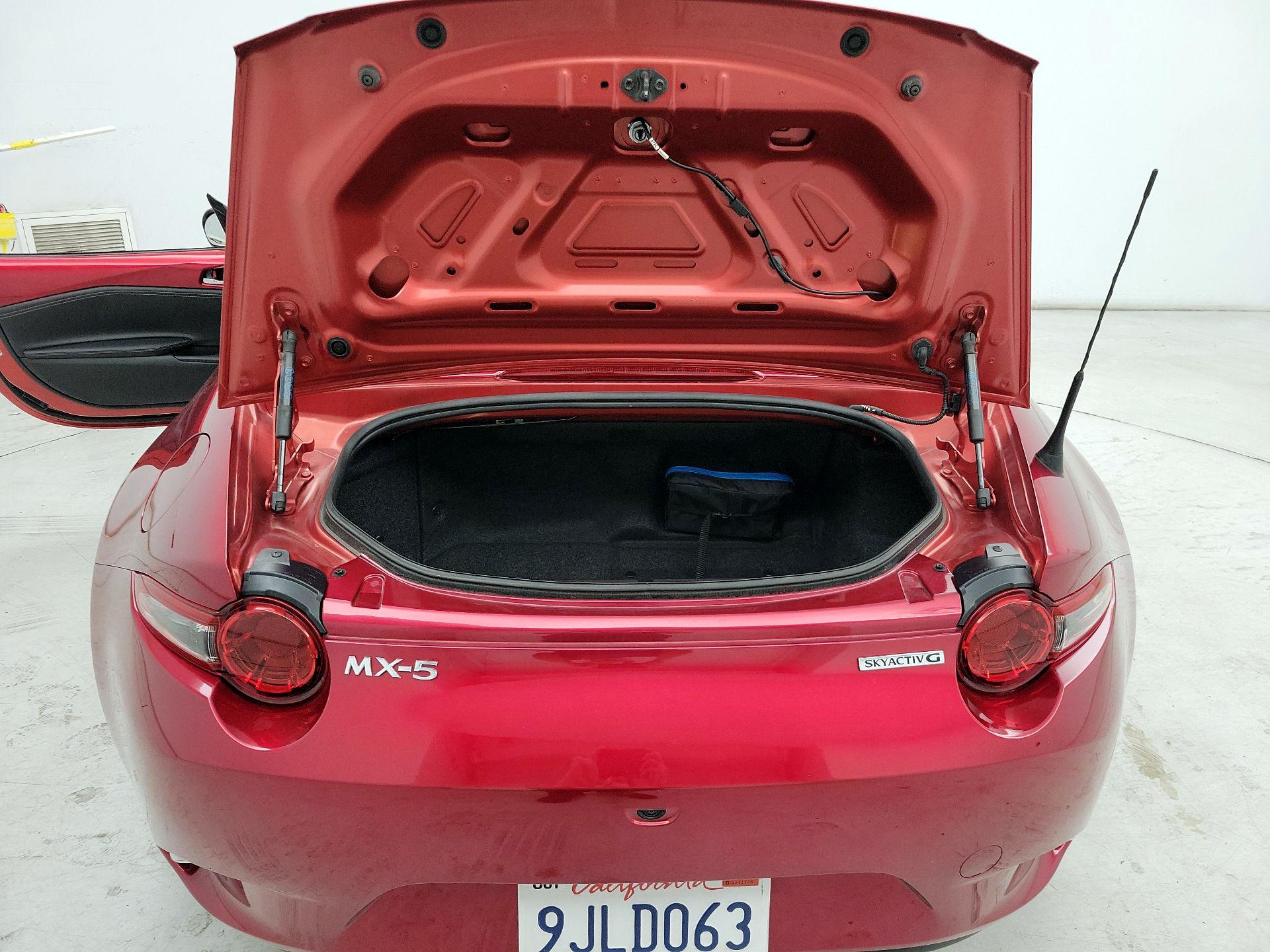 Thumbnail: 2023 Mazda MX-5 Miata - 19