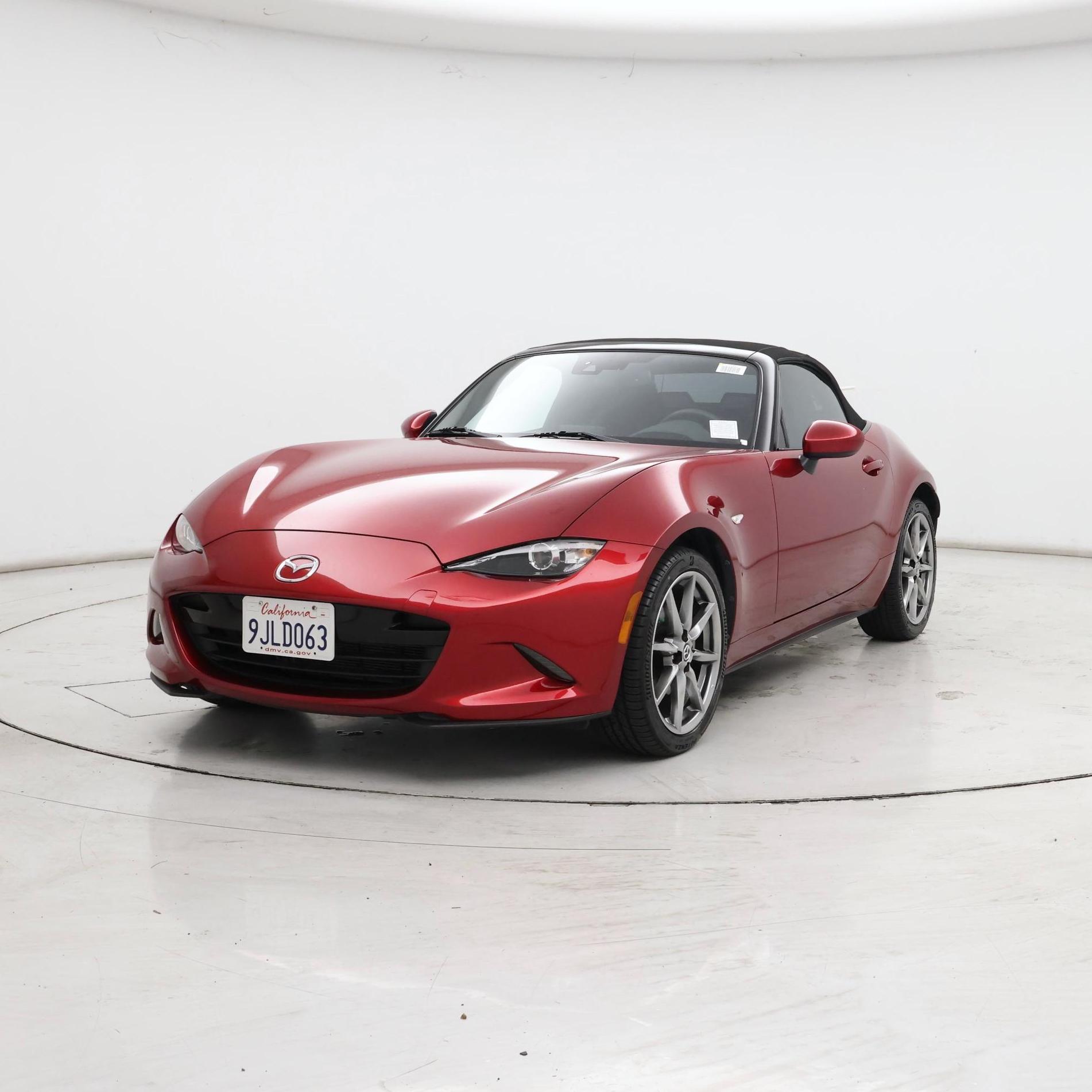 Thumbnail: 2023 Mazda MX-5 Miata - 4