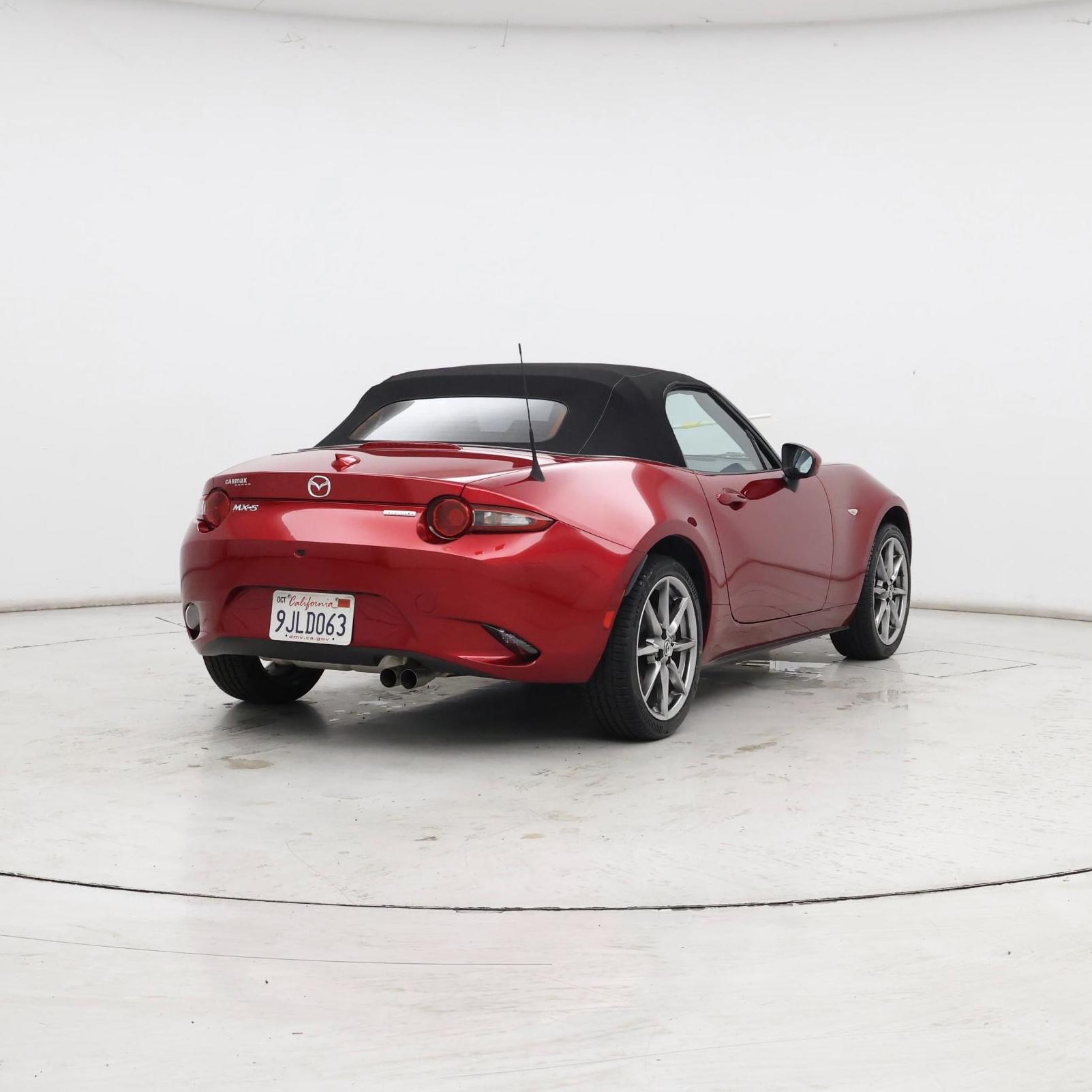 Thumbnail: 2023 Mazda MX-5 Miata - 8