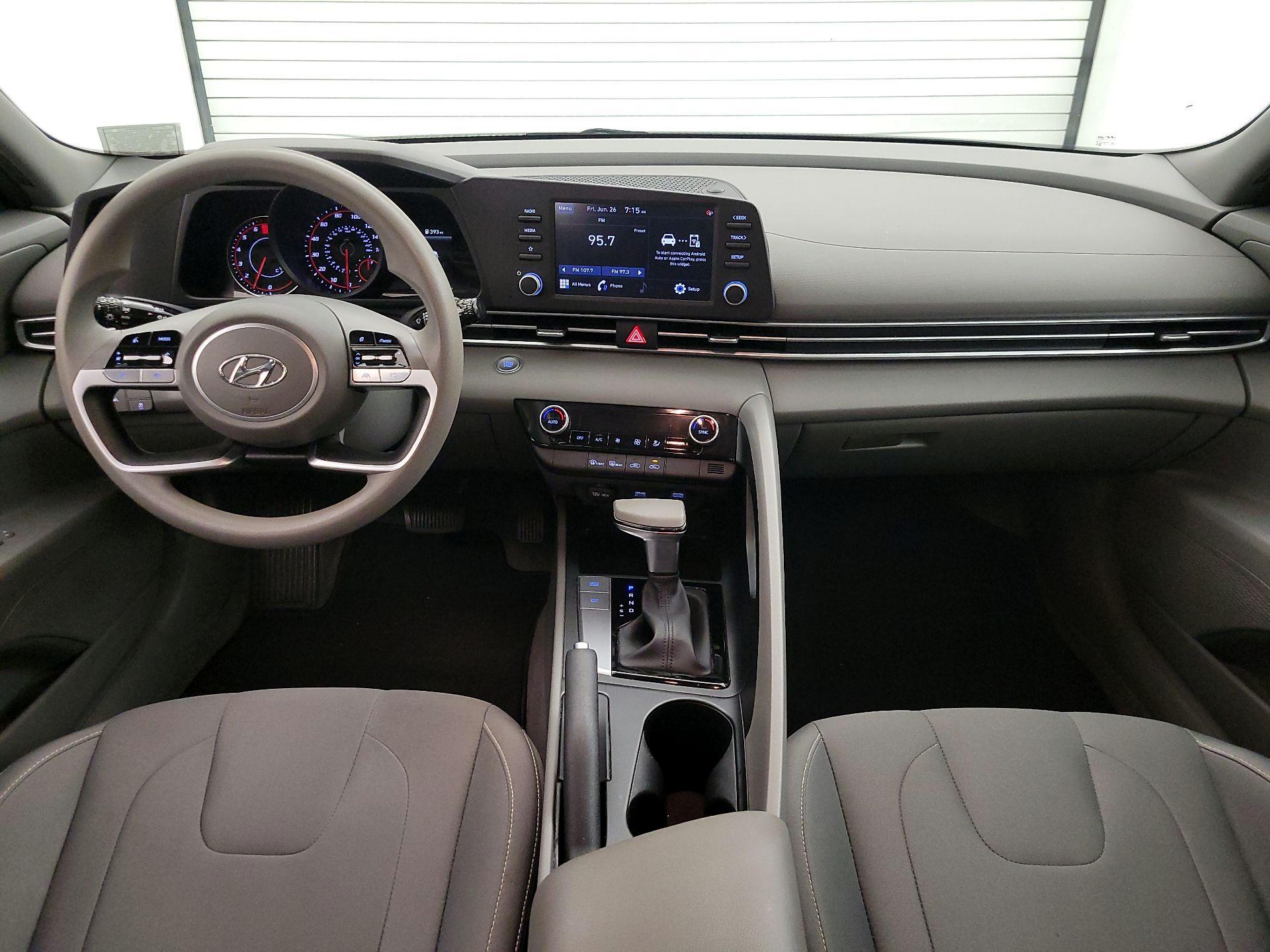 Thumbnail: 2022 Hyundai Elantra - 9