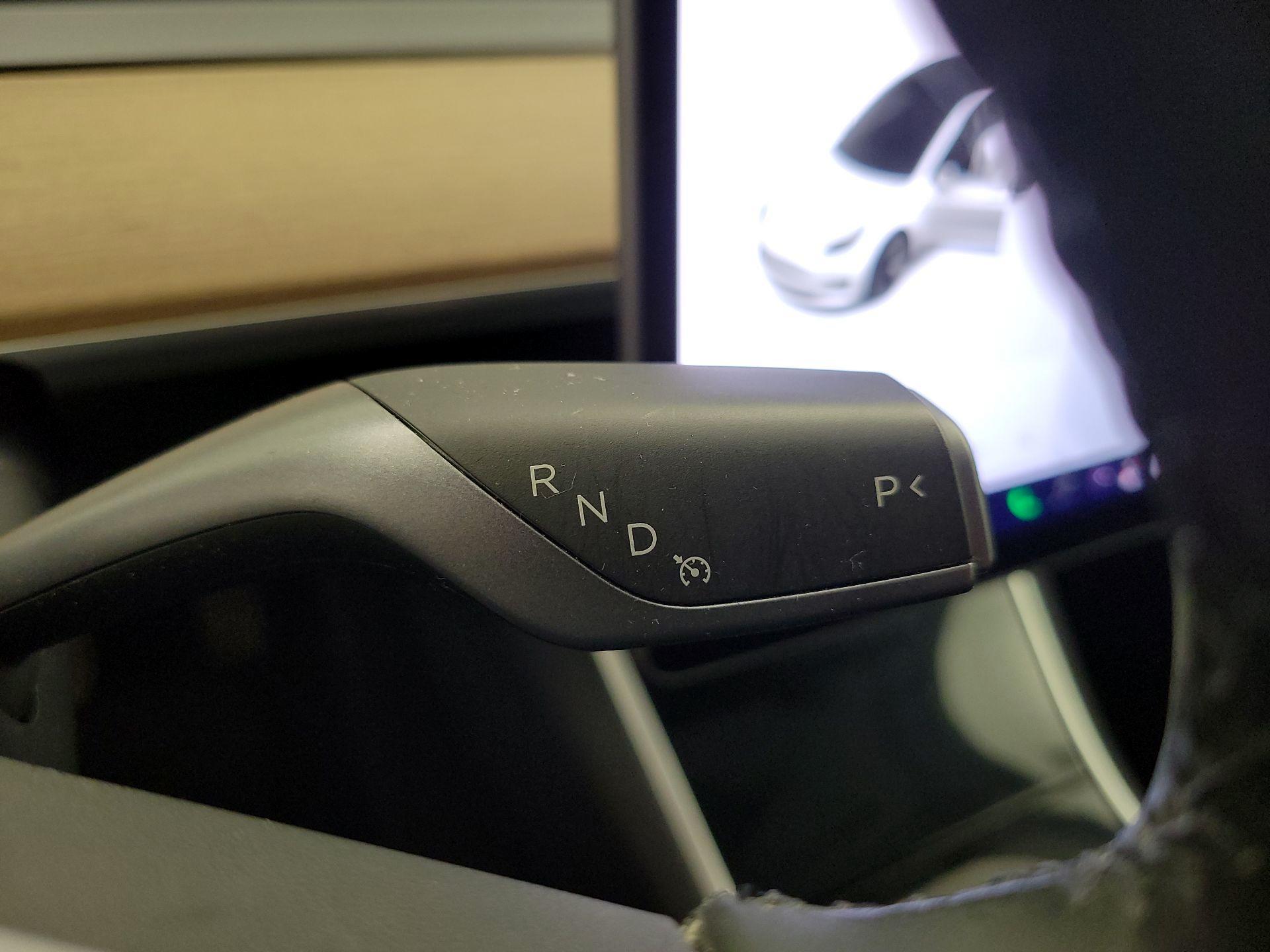 Thumbnail: 2019 Tesla Model 3 - 17