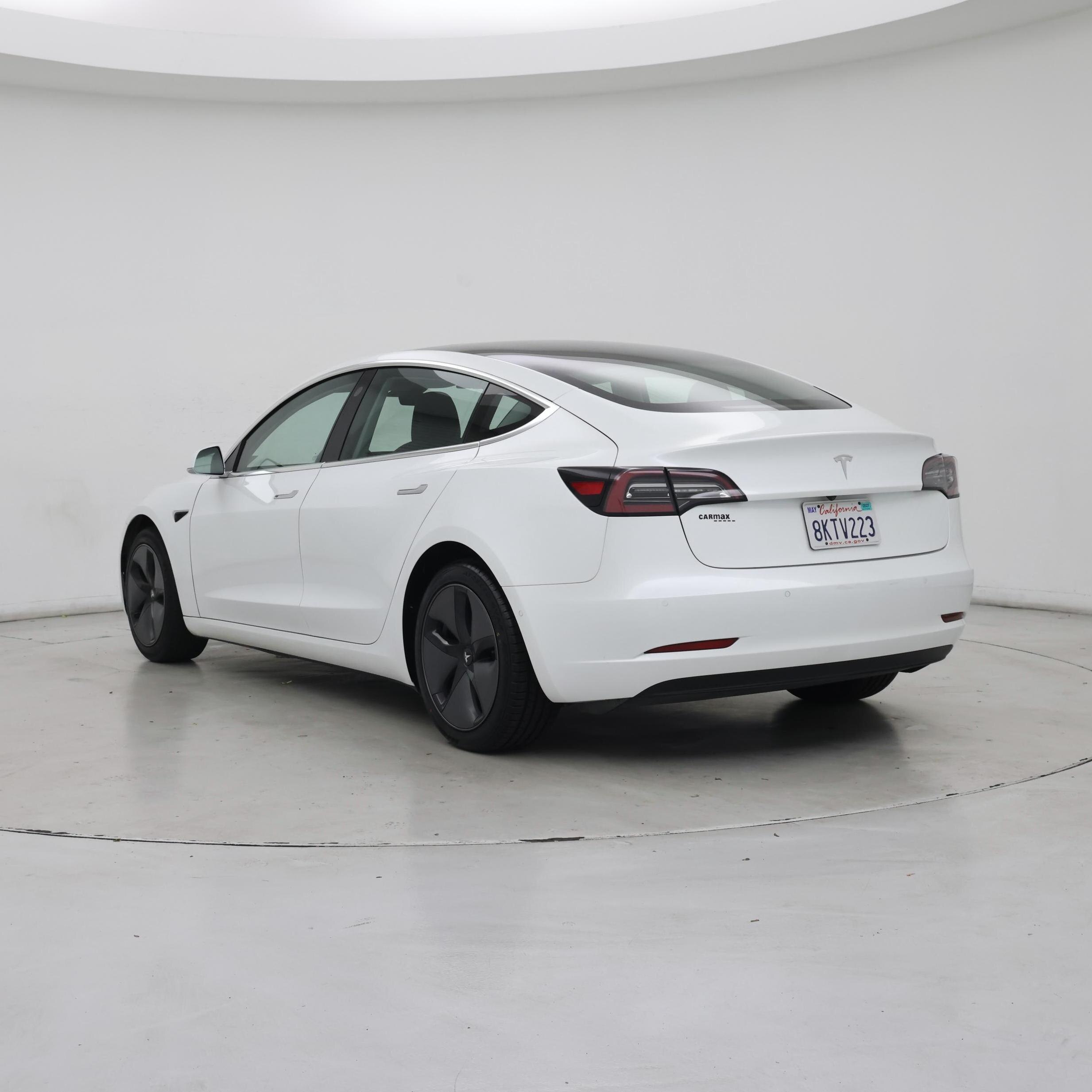 Thumbnail: 2019 Tesla Model 3 - 2