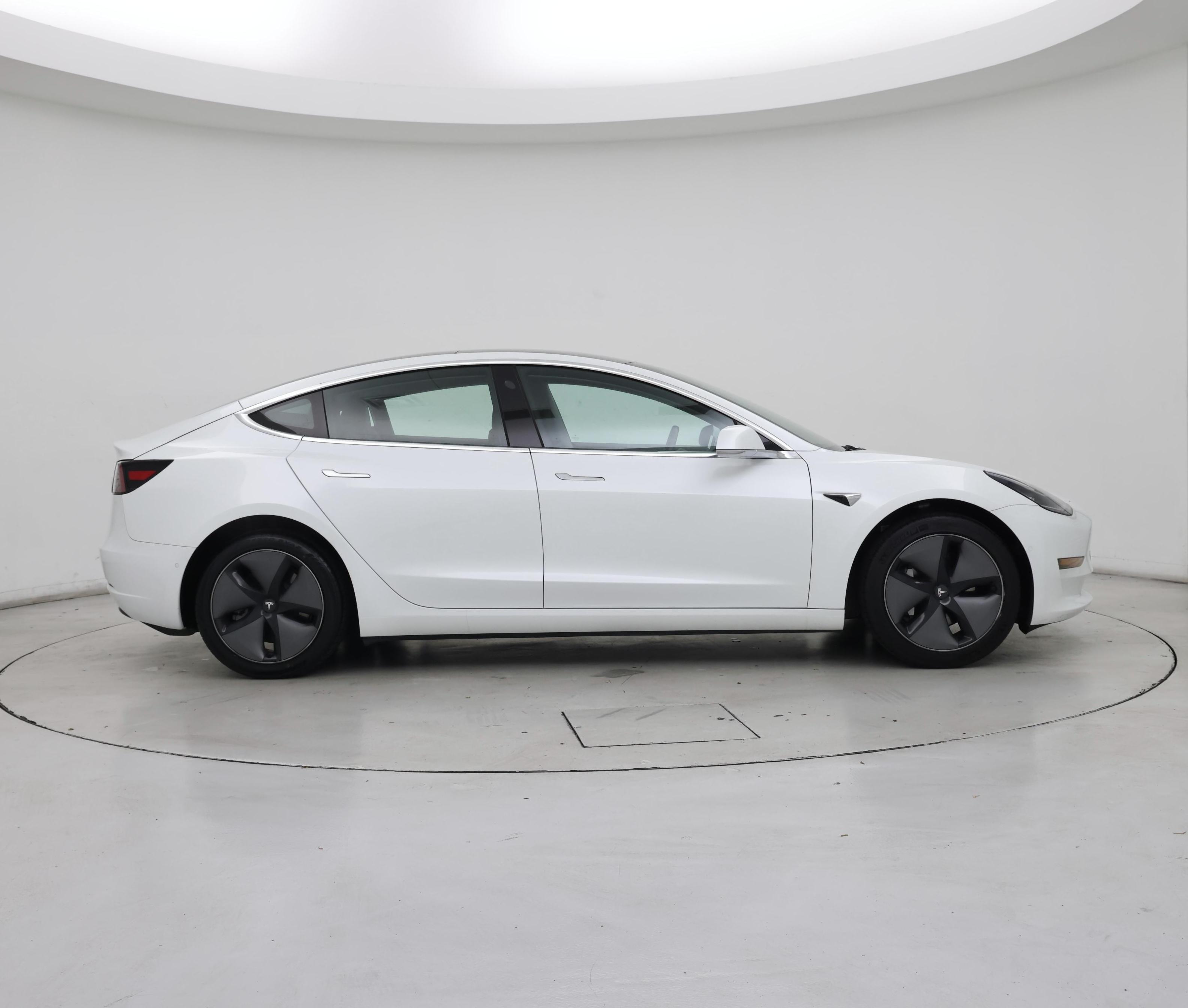Thumbnail: 2019 Tesla Model 3 - 7