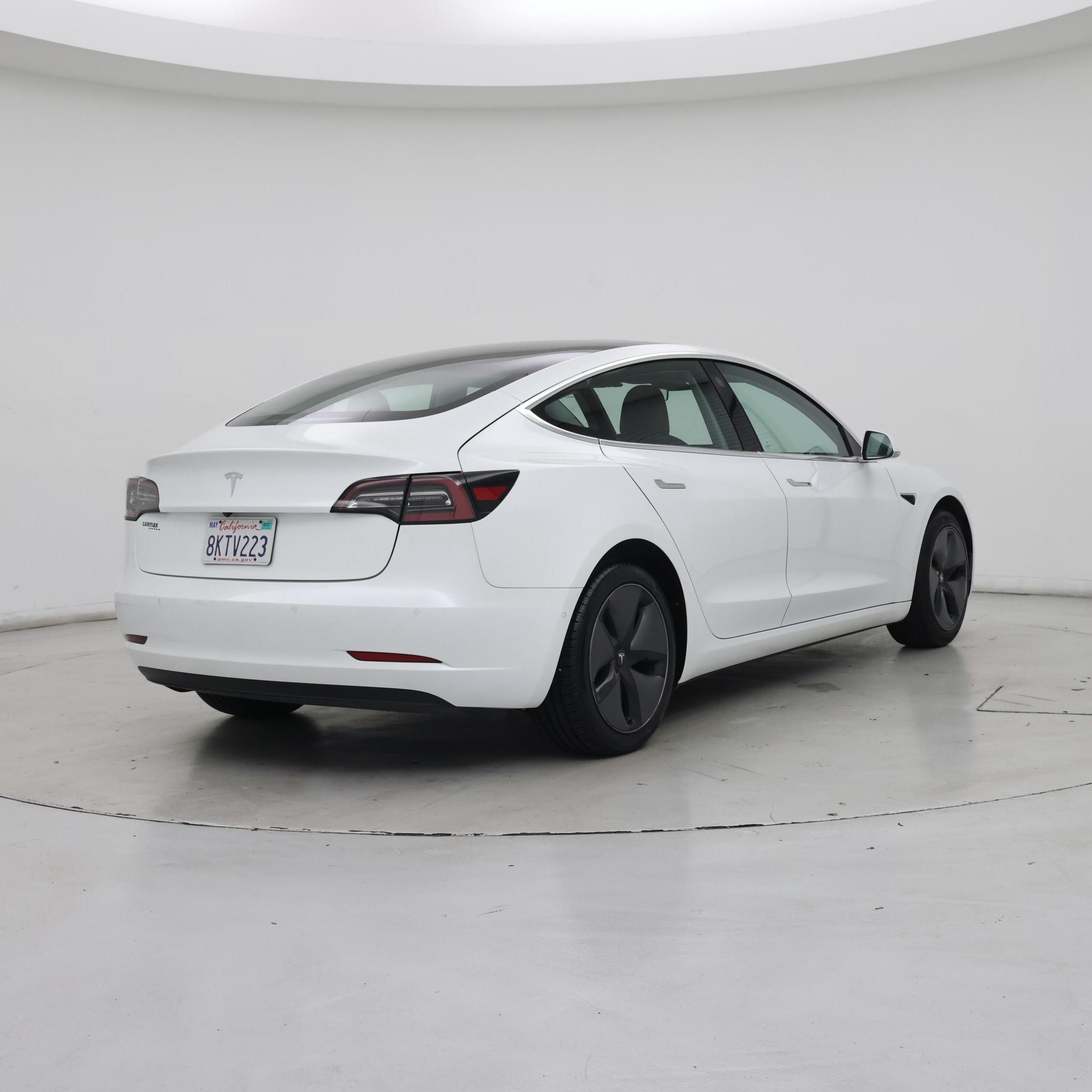 Thumbnail: 2019 Tesla Model 3 - 8