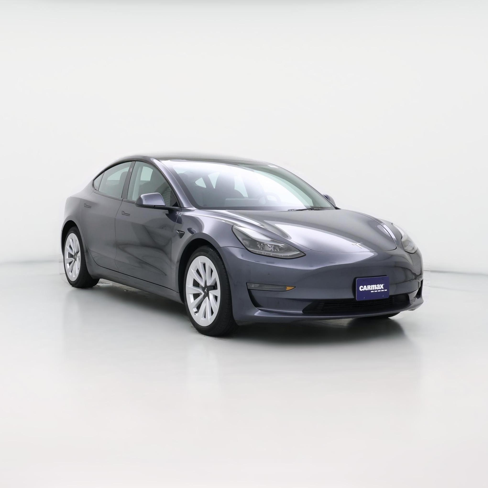 Thumbnail: 2023 Tesla Model 3 - 1