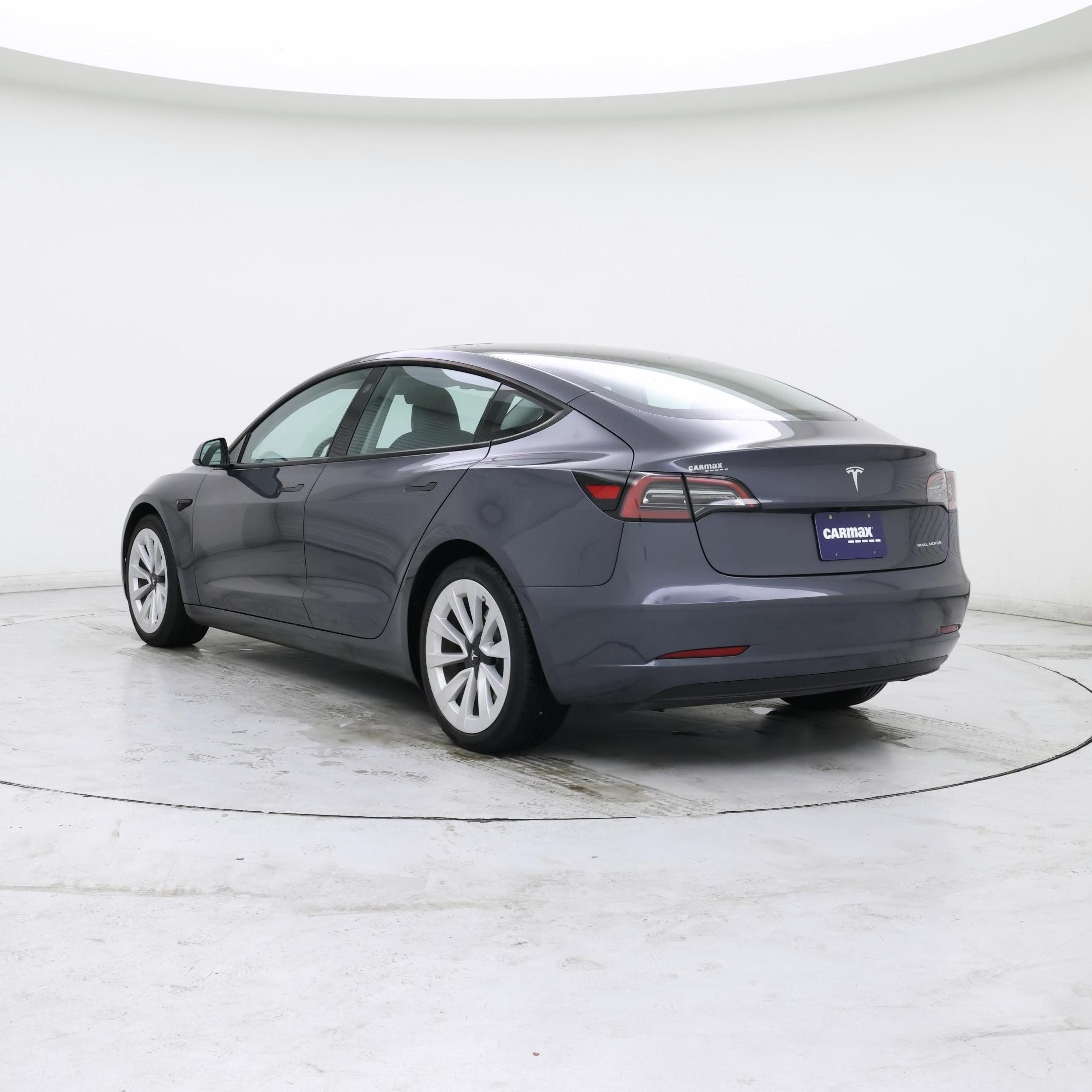 Thumbnail: 2023 Tesla Model 3 - 2