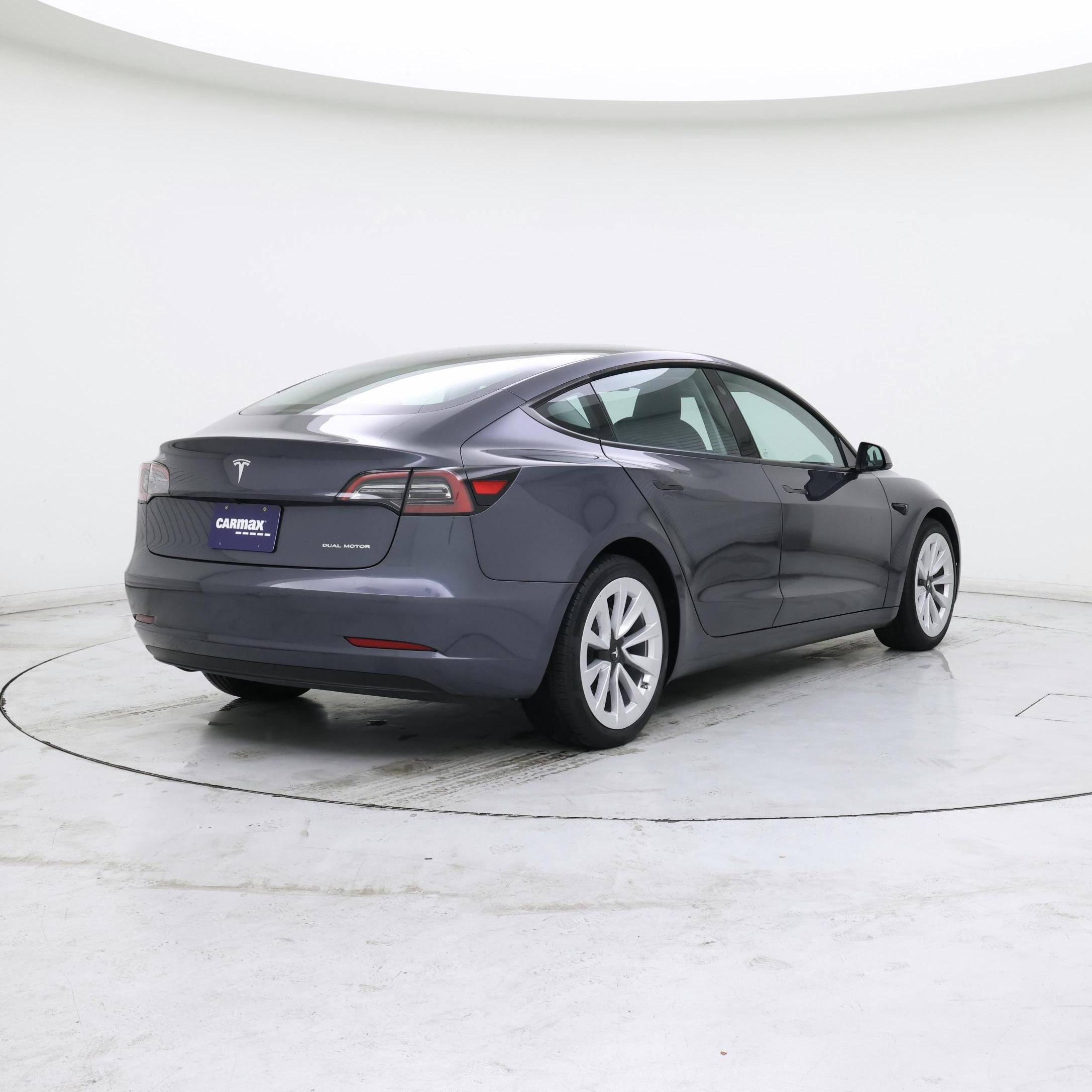 Thumbnail: 2023 Tesla Model 3 - 8