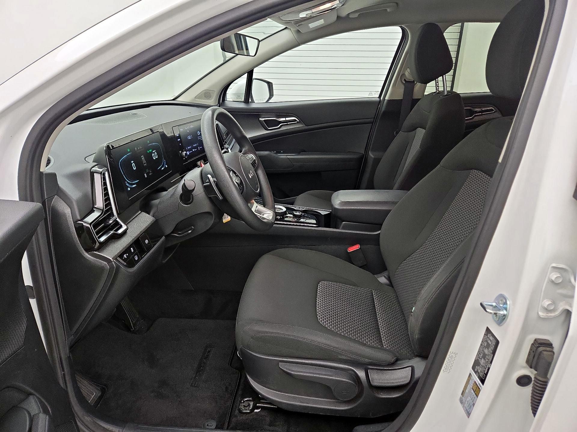 Thumbnail: 2025 Kia Sportage - 11