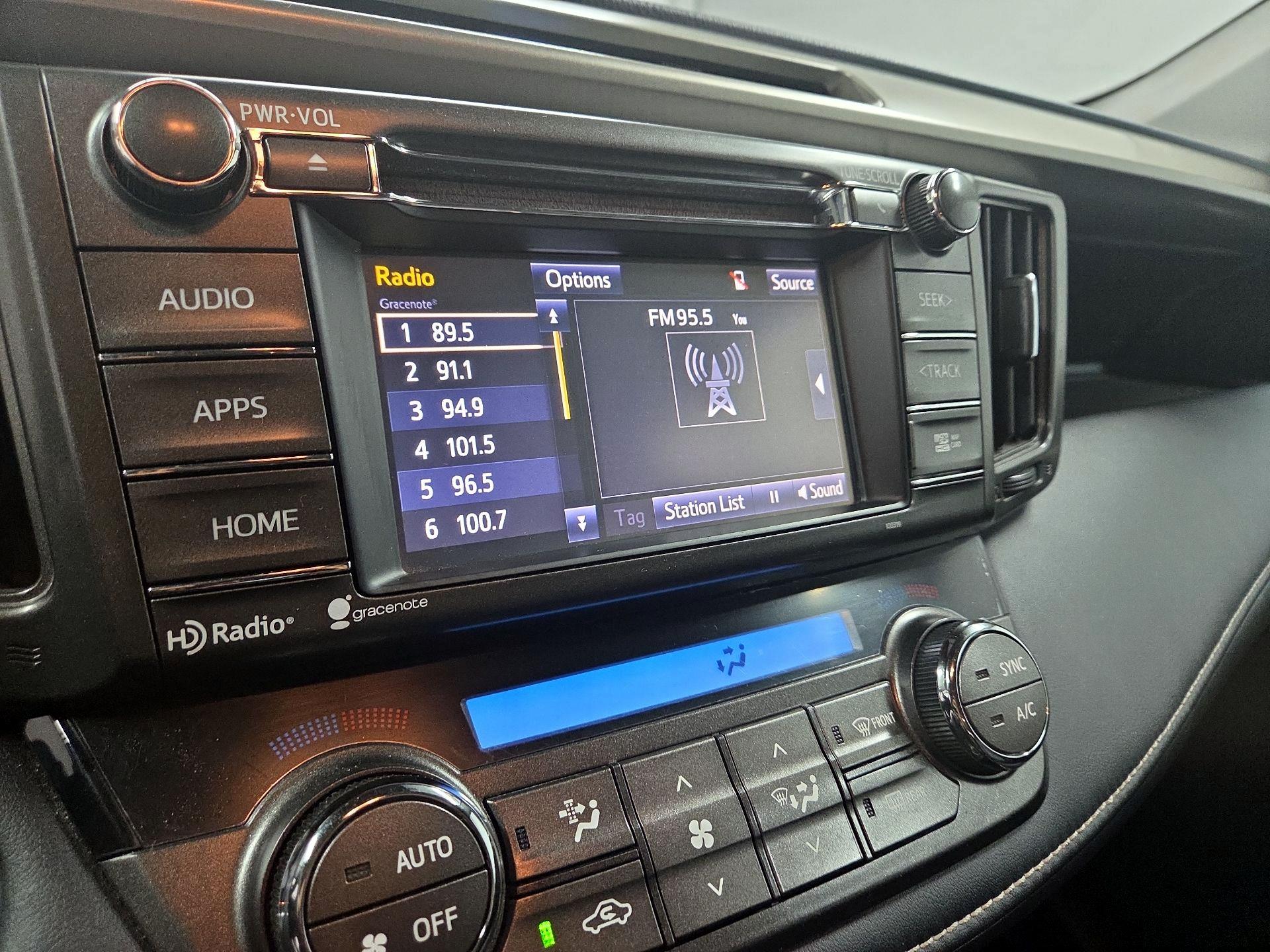 Thumbnail: 2015 Toyota RAV4 - 13