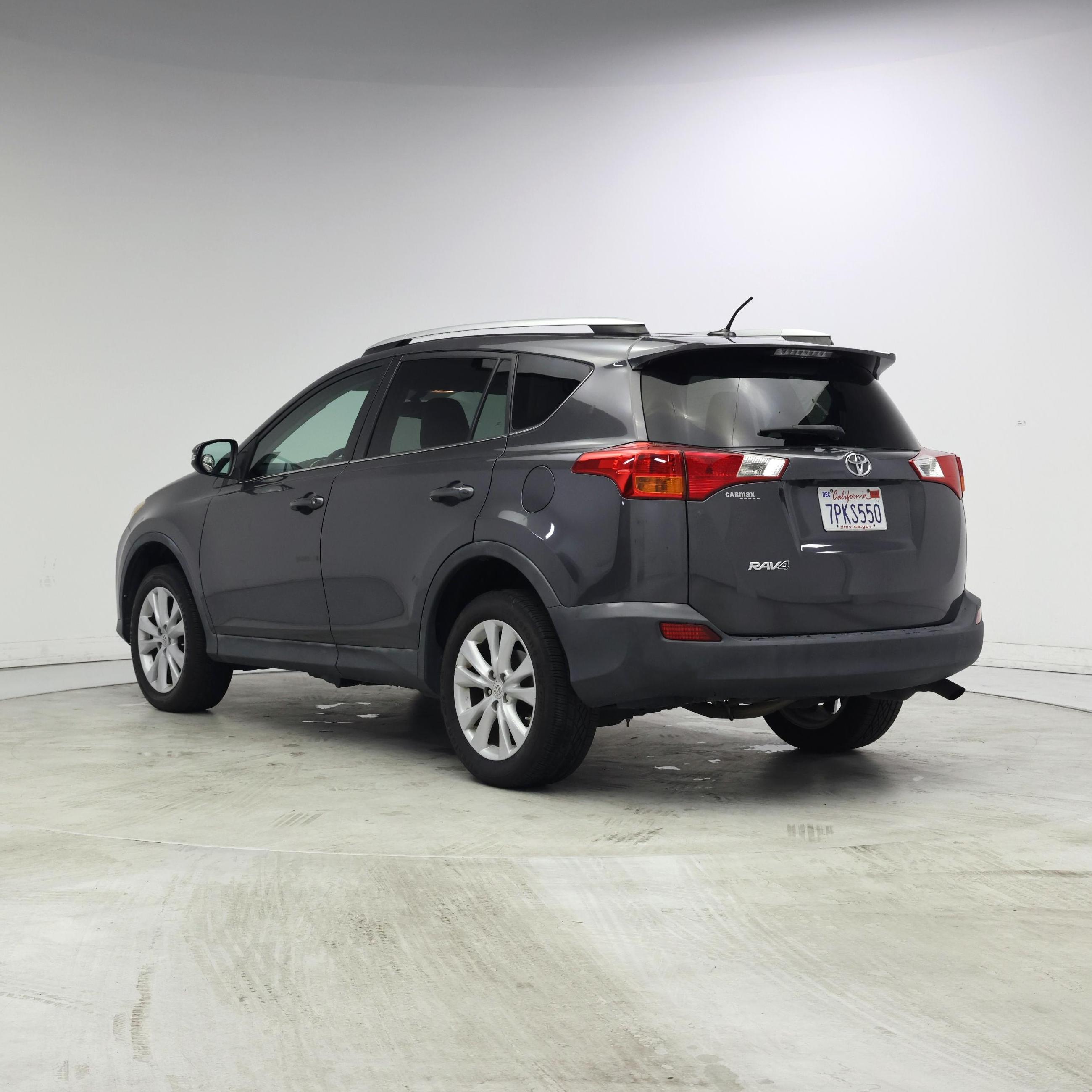 Thumbnail: 2015 Toyota RAV4 - 2