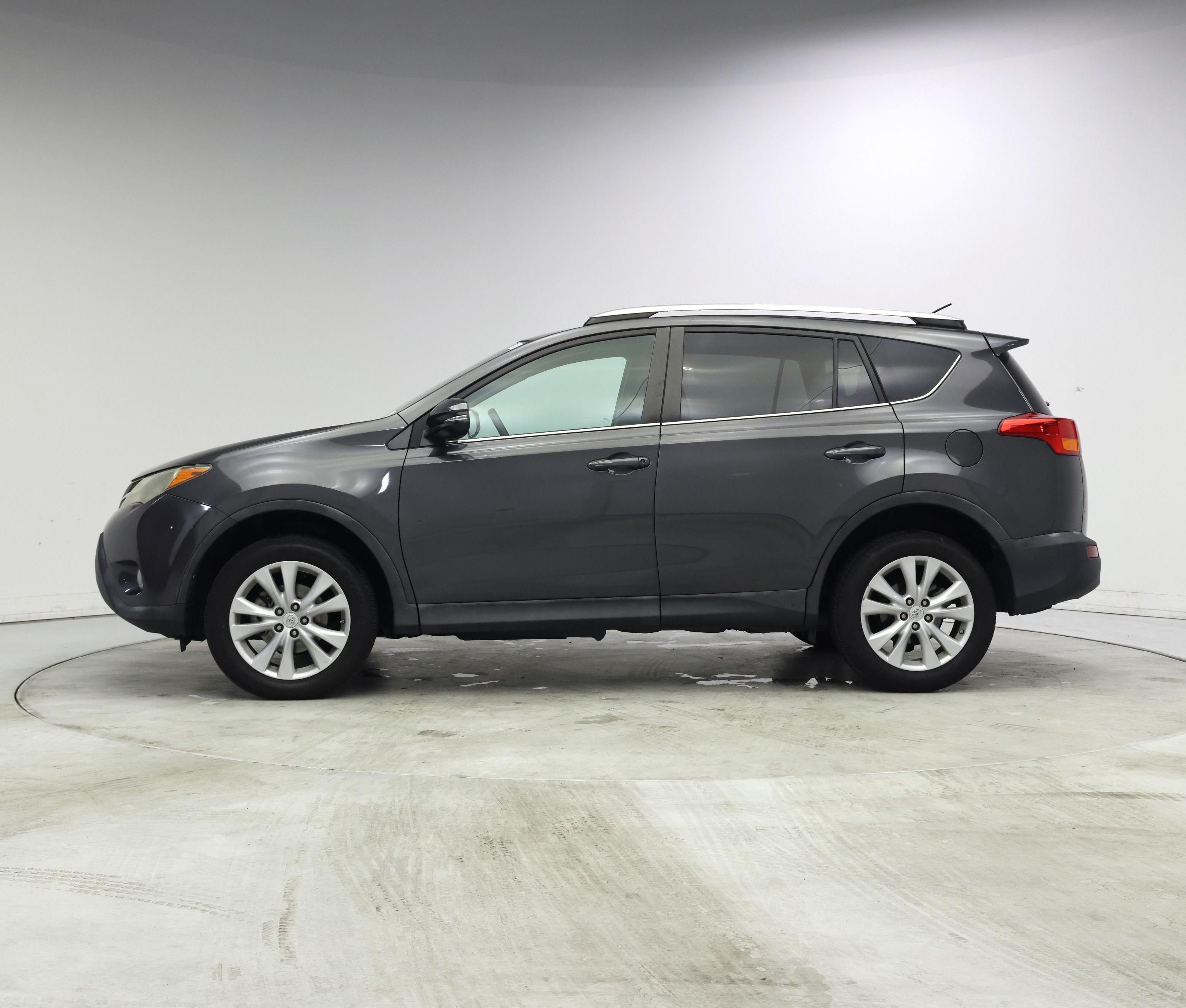 Thumbnail: 2015 Toyota RAV4 - 3